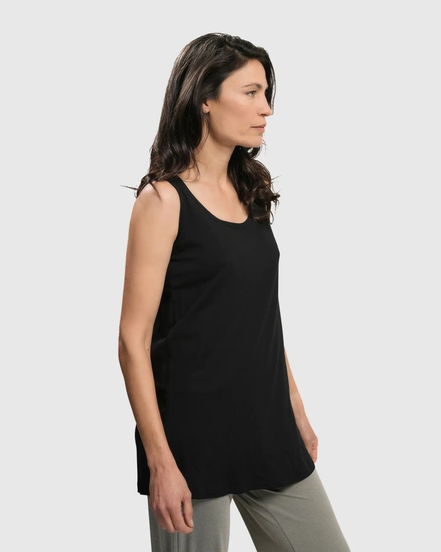 Women Alembika Essential Tank Top, Black