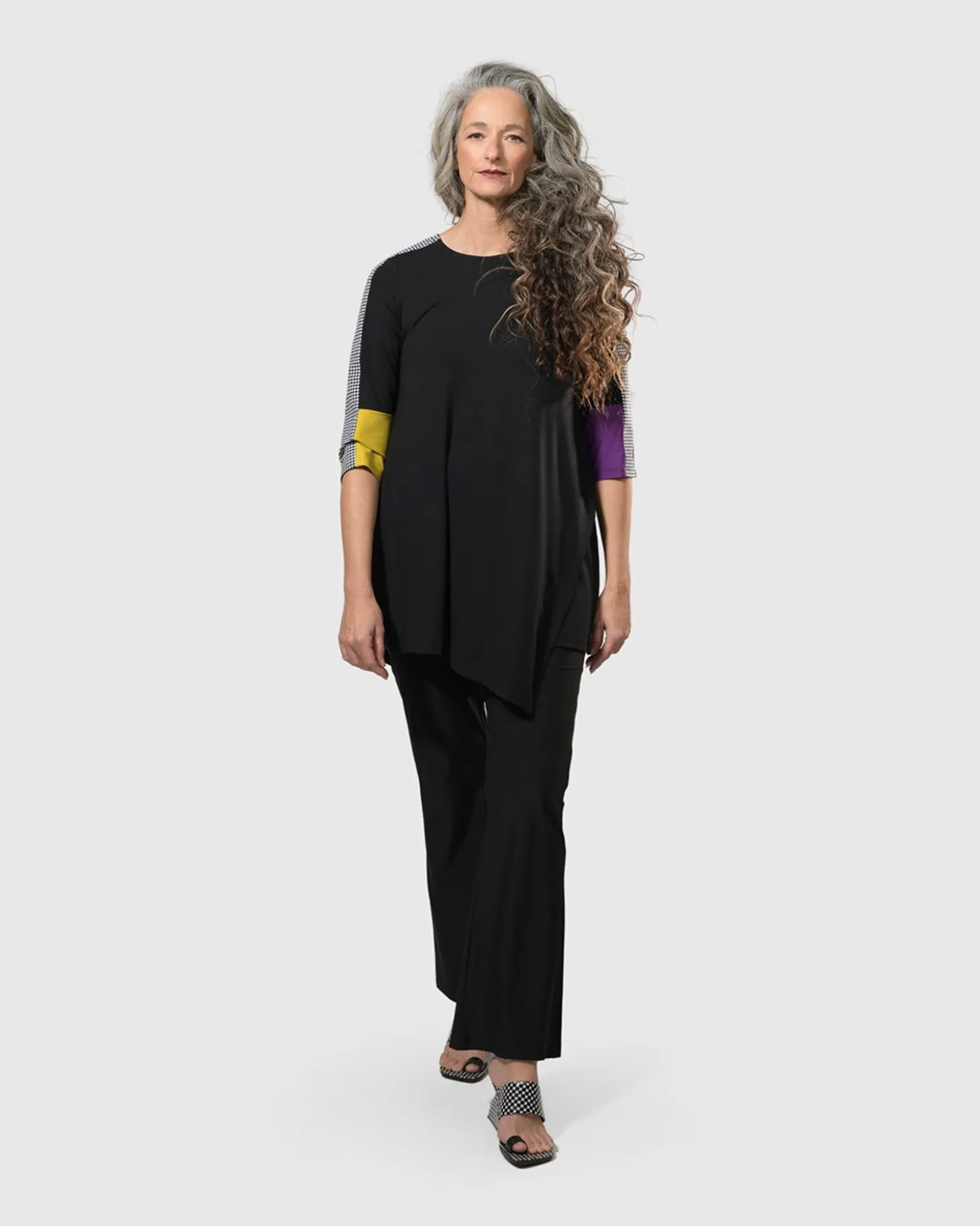 Women Alembika Essential Tekbika Bootcut Leggings, Black