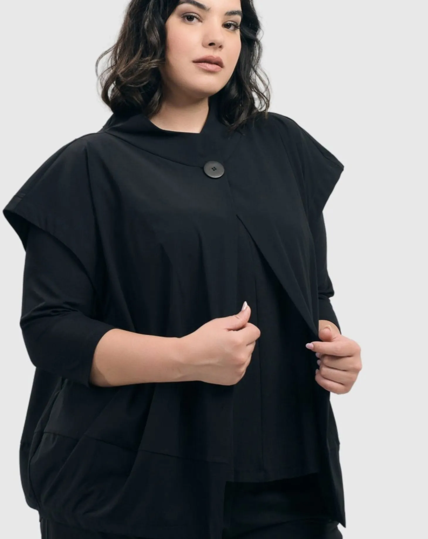 Women Alembika Essential Tekbika Go-To Vest Jacket, Black