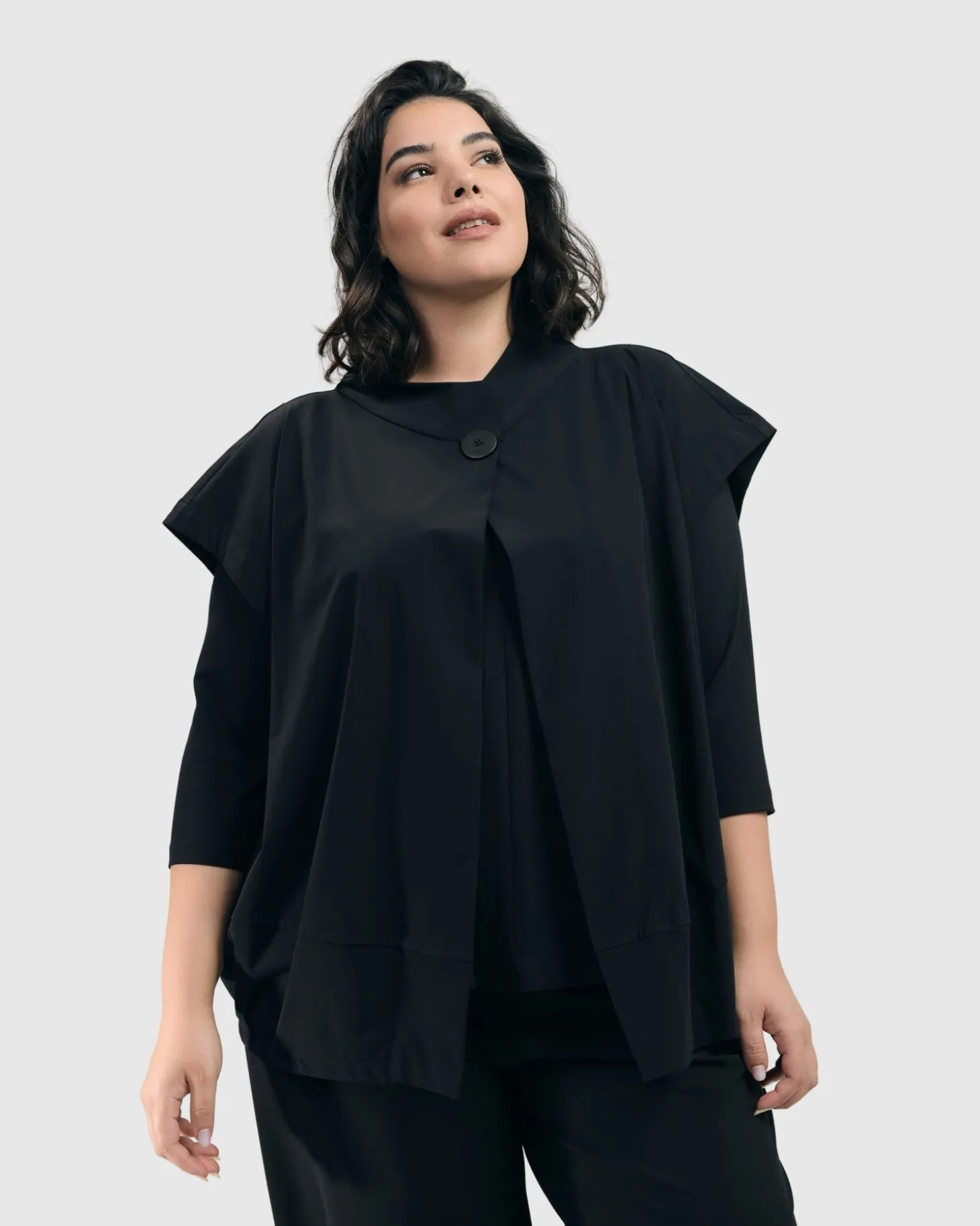 Women Alembika Essential Tekbika Go-To Vest Jacket, Black