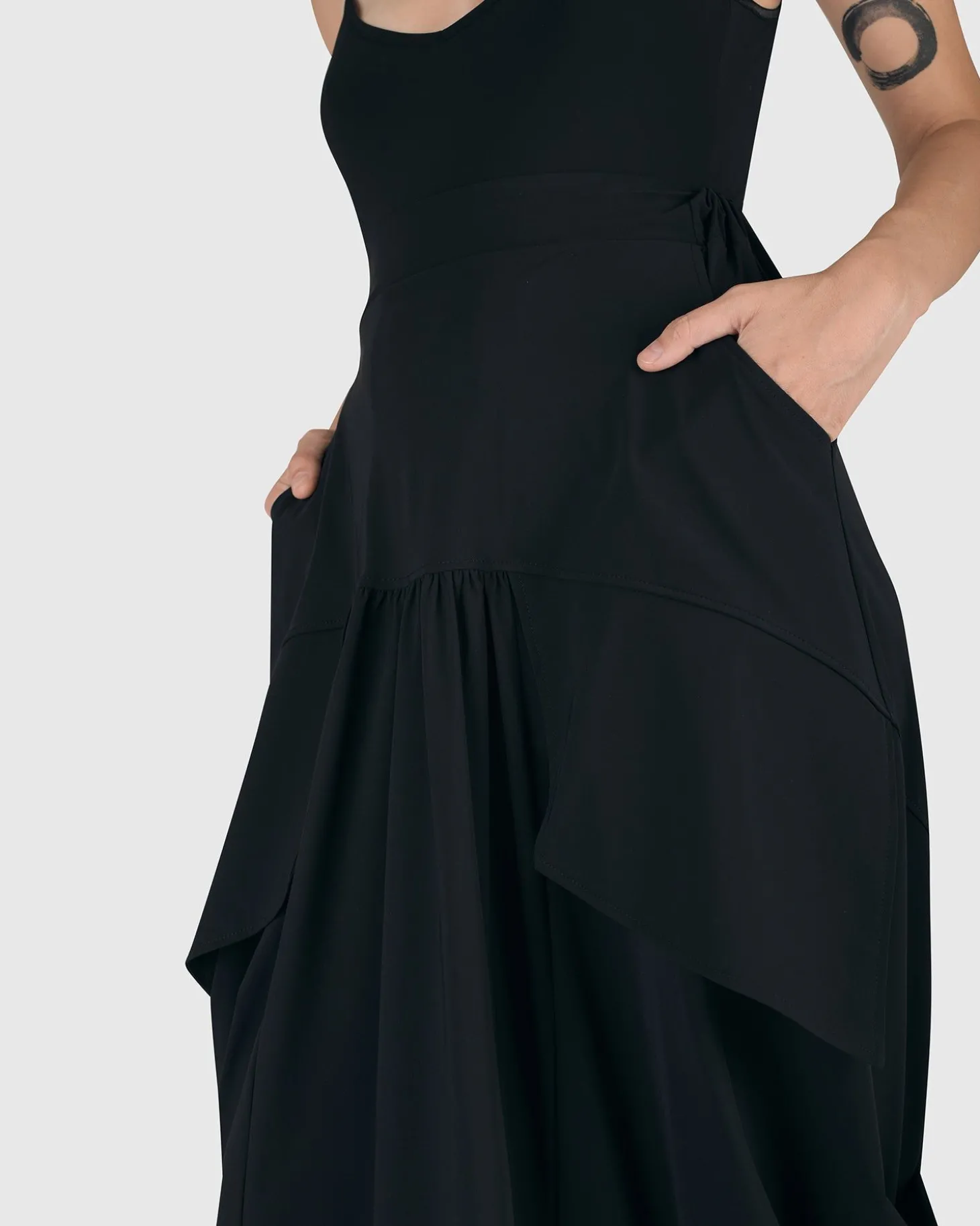 Women Alembika Essential Tekbika Gotta Have It Skirt, Black