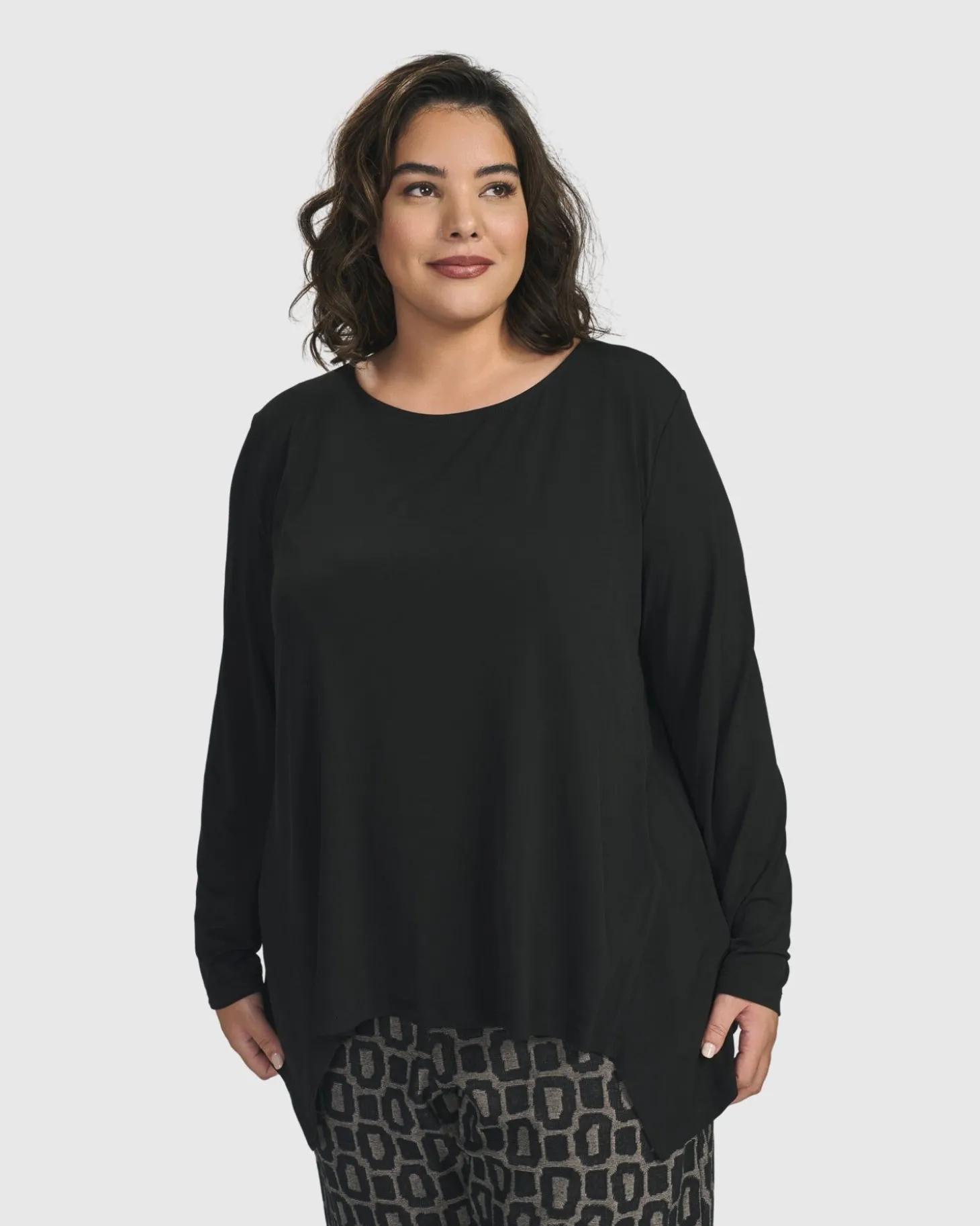 Women Alembika Essential Ultimate Top, Black