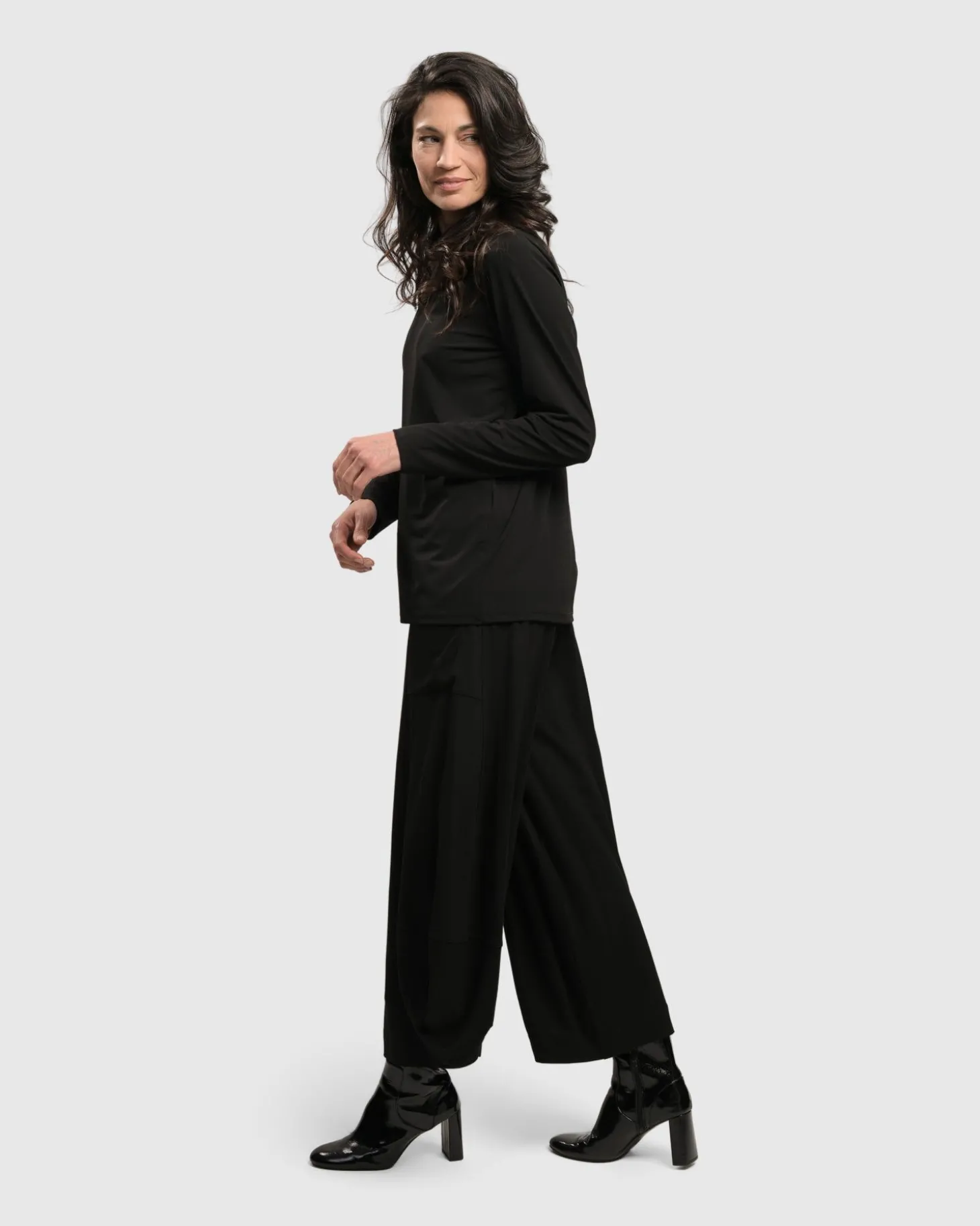 Women Alembika Essential Ultimate Turtleneck Top, Black