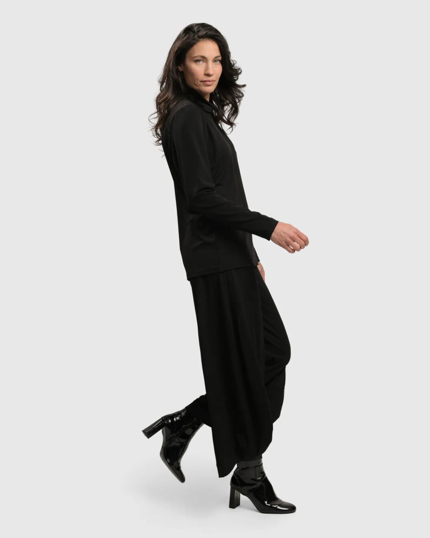 Women Alembika Essential Ultimate Turtleneck Top, Black