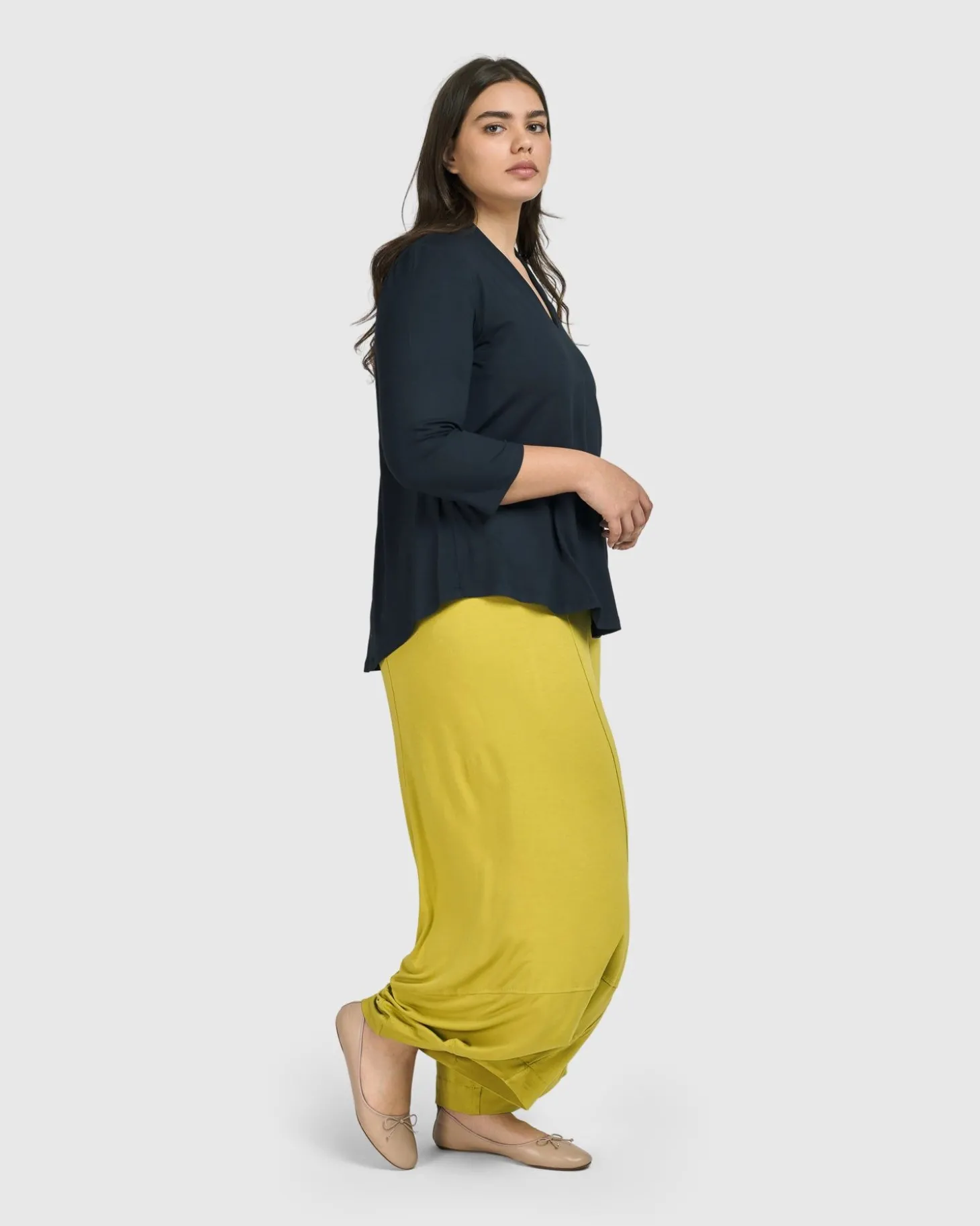 Women Alembika Essential V-Neck Top, Ocean