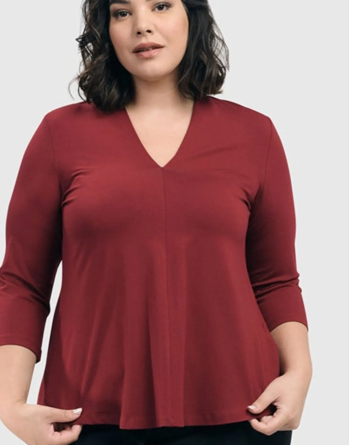 Women Alembika Essential V-Neck Top, Plum
