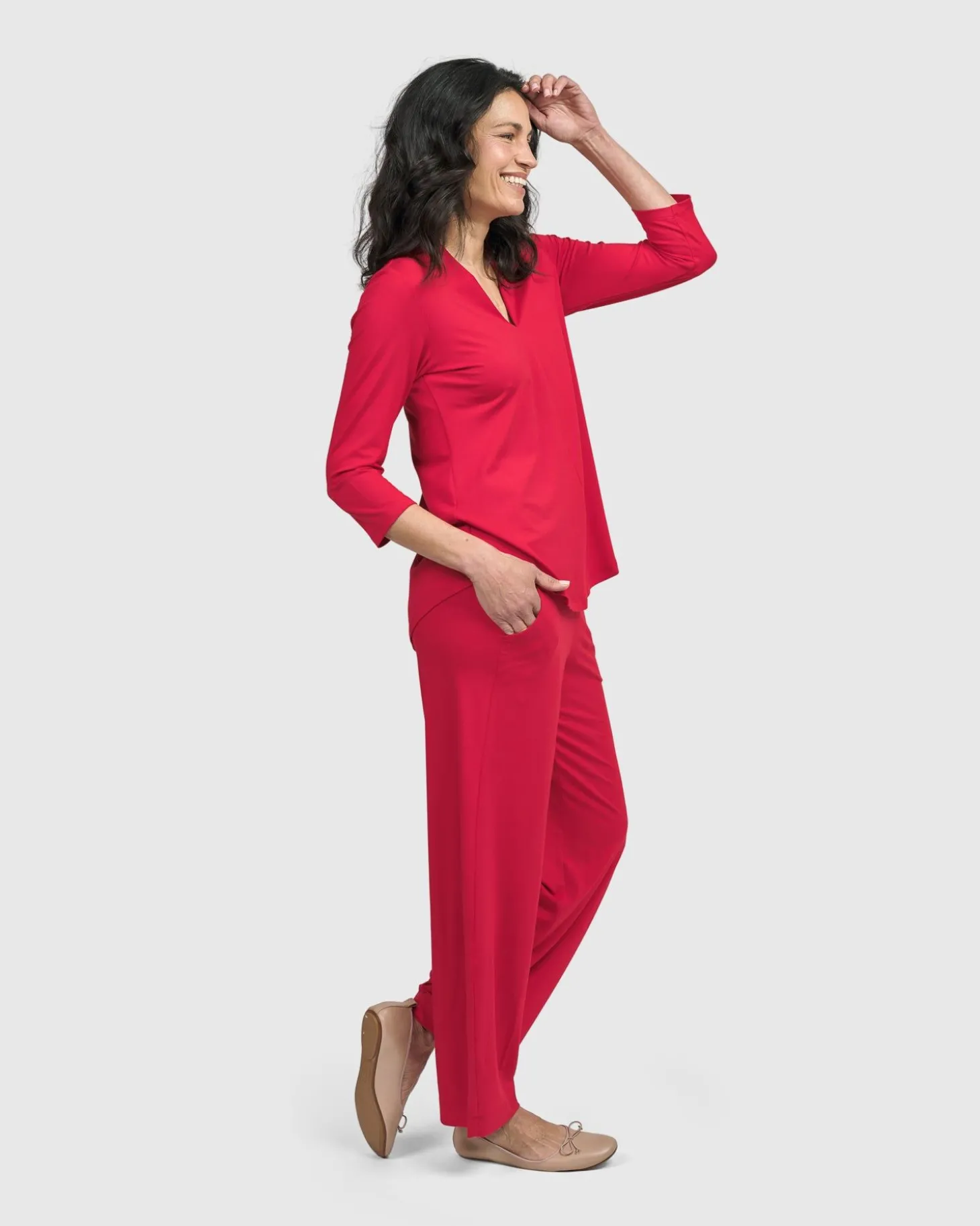 Women Alembika Essential V-Neck Top, Red Rose