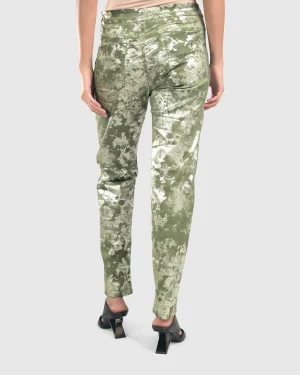 Women Alembika Floral Iconic Stretch Jeans, Olive