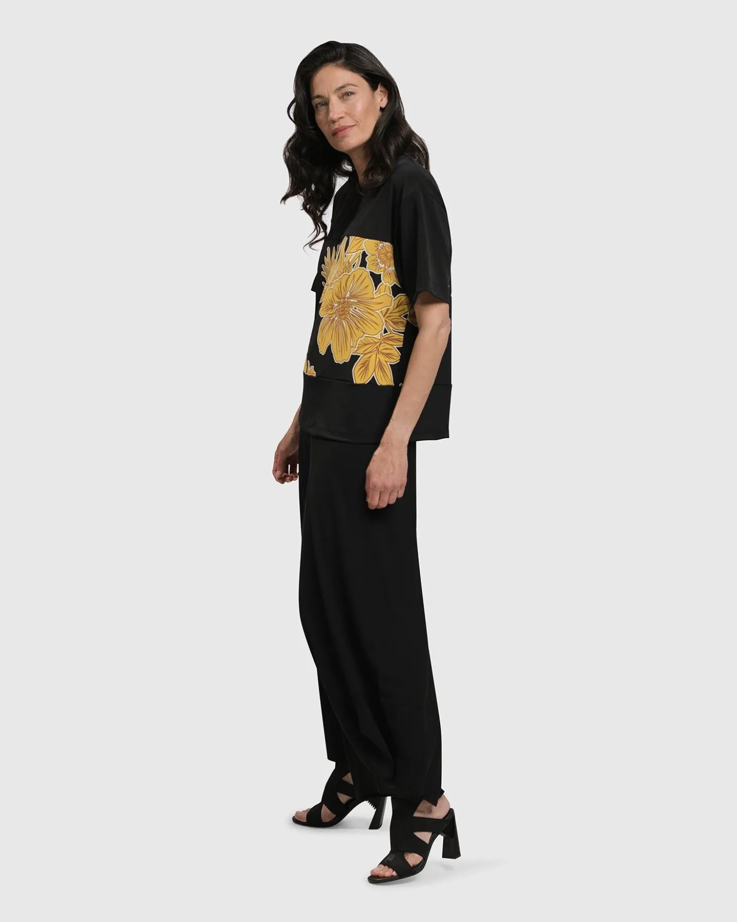 Women Alembika Flower Girl Boxy Top, Gold