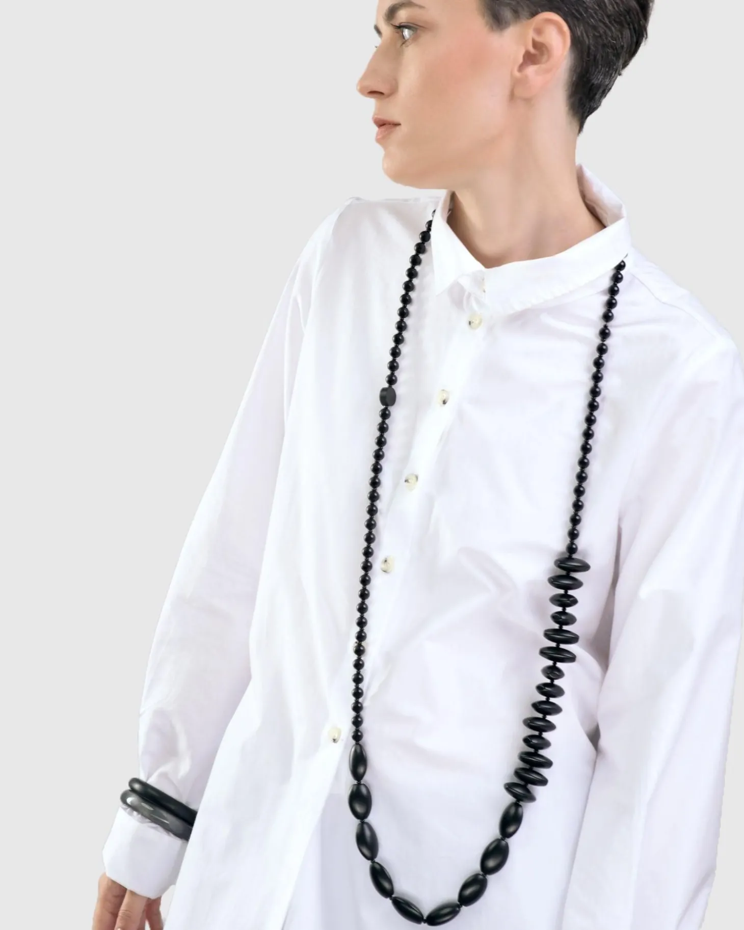 Women Alembika Fuji Bead Necklace, Black