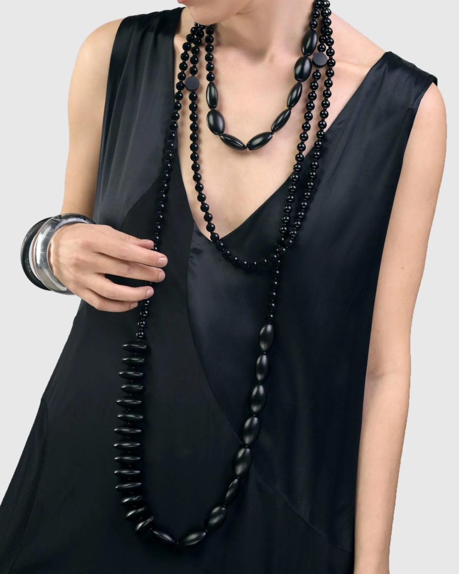 Women Alembika Fuji Bead Necklace, Black