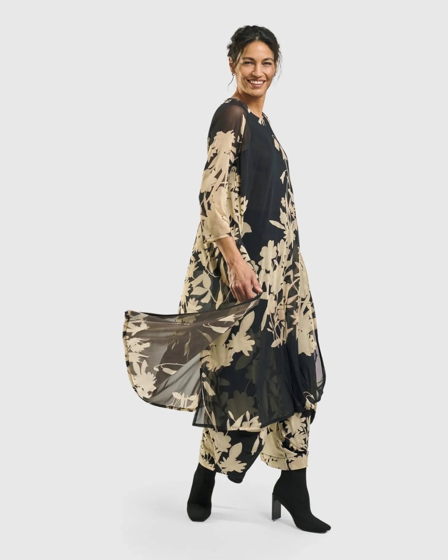 Women Alembika Gardenia Tunic Dress, Floral
