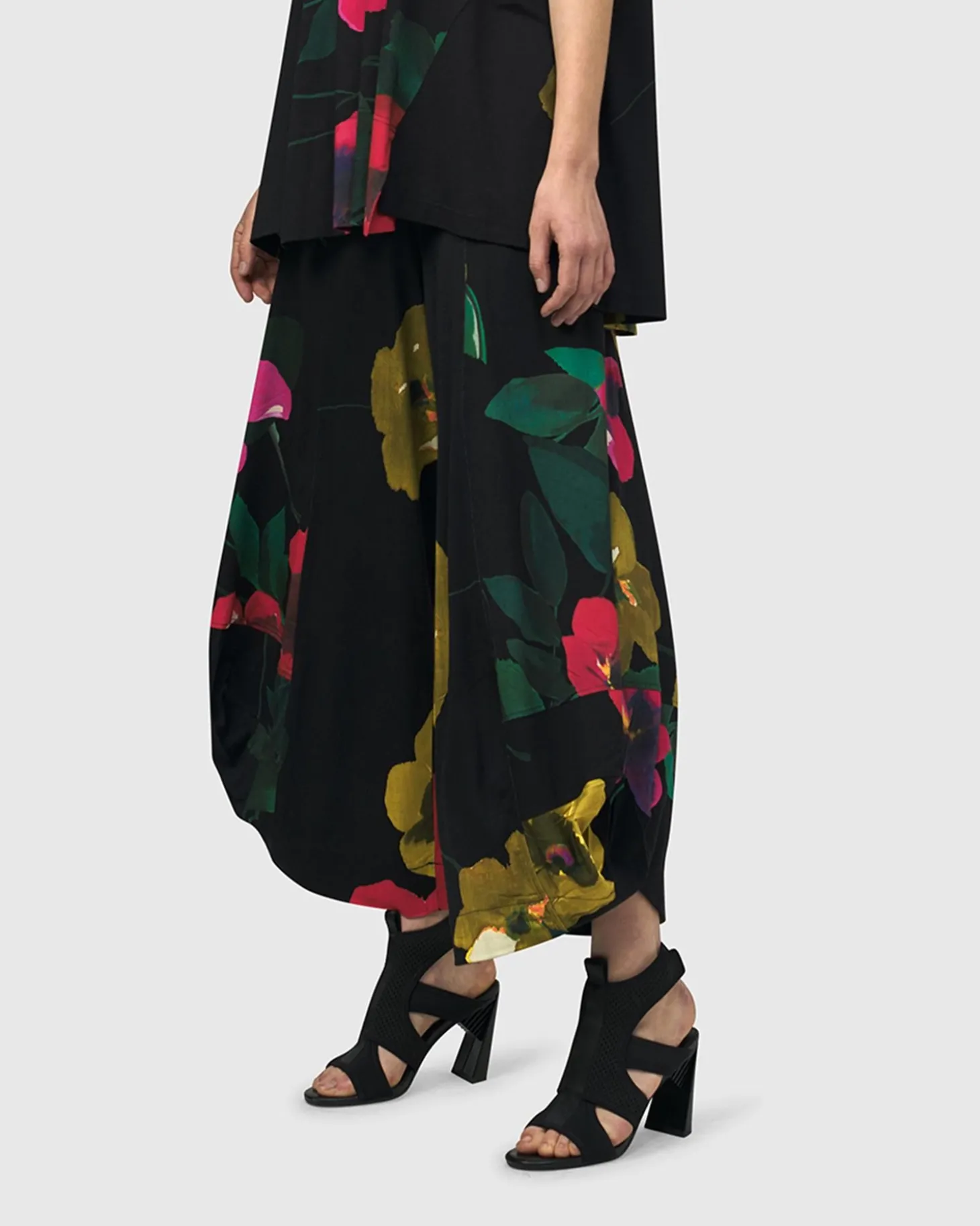 Women Alembika Gaudi Punto Pants, Garden