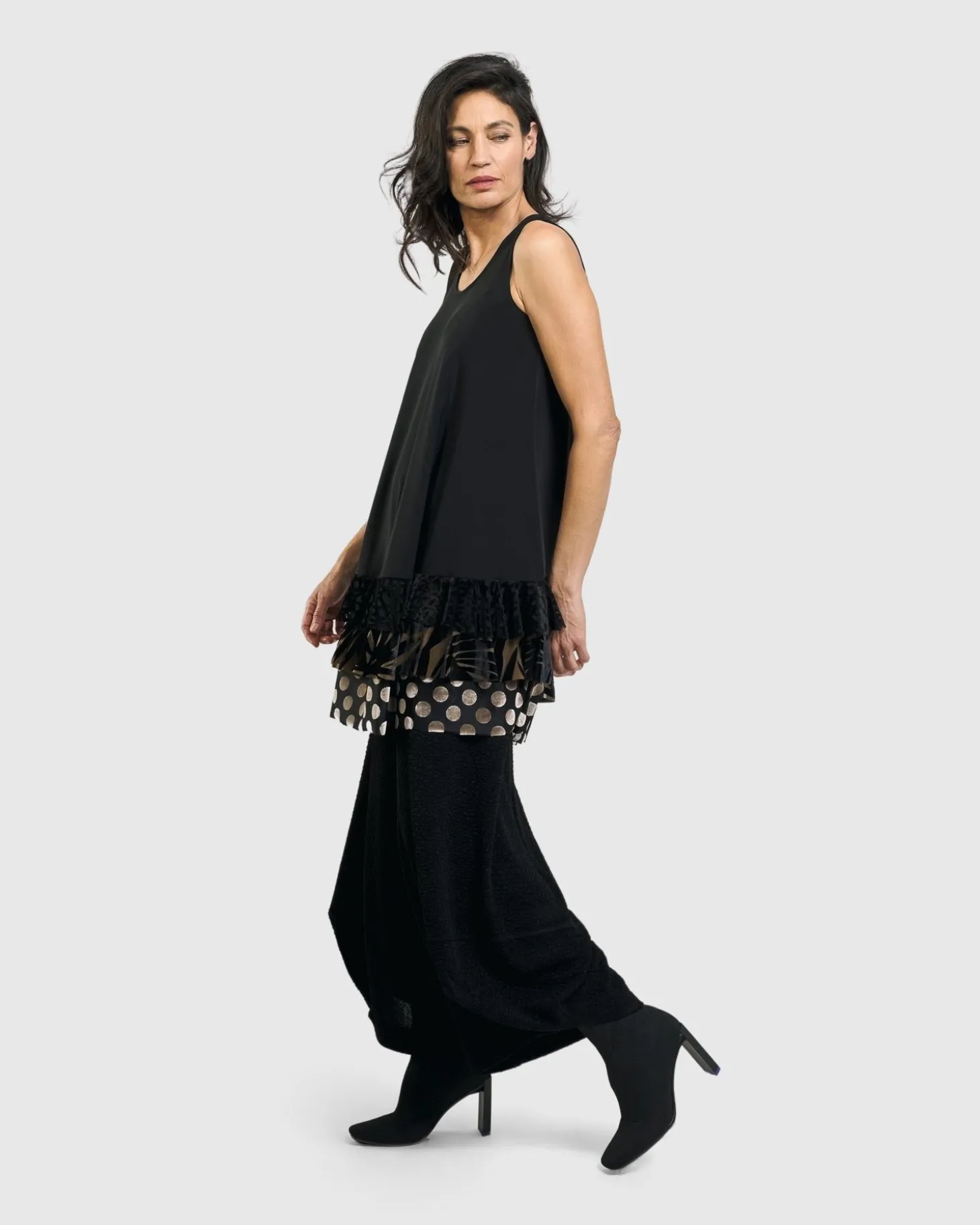 Women Alembika Gemma Sleeveless Tunic Top, Gold