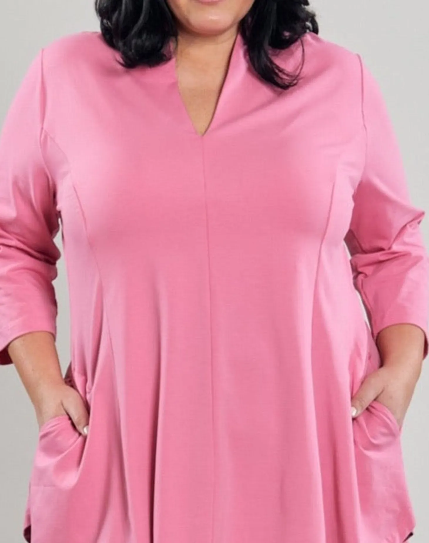 Women Alembika Gloria V-Neck Tunic Top, Bazooka