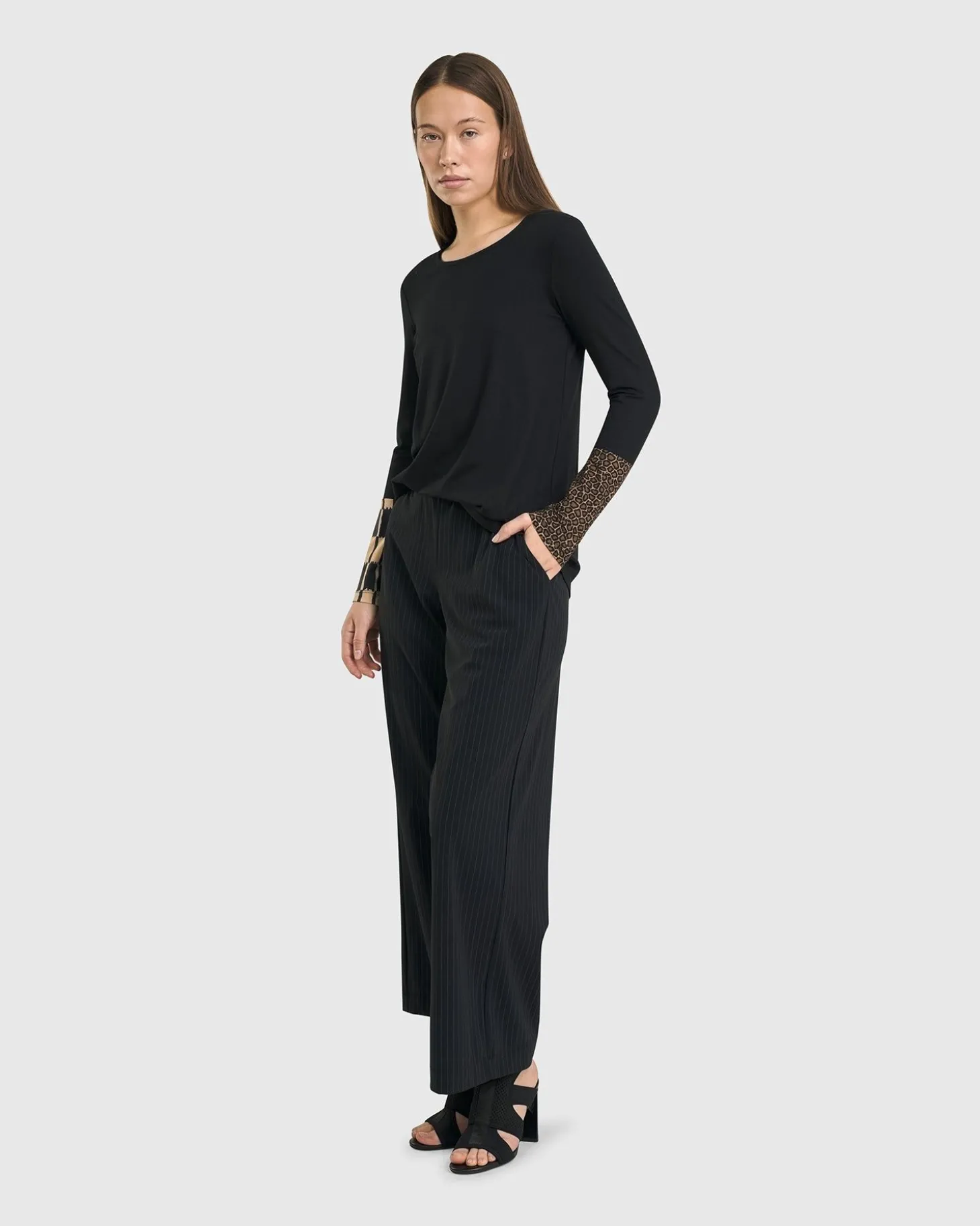 Women Alembika Go-To Long Sleeve Top, Coffee