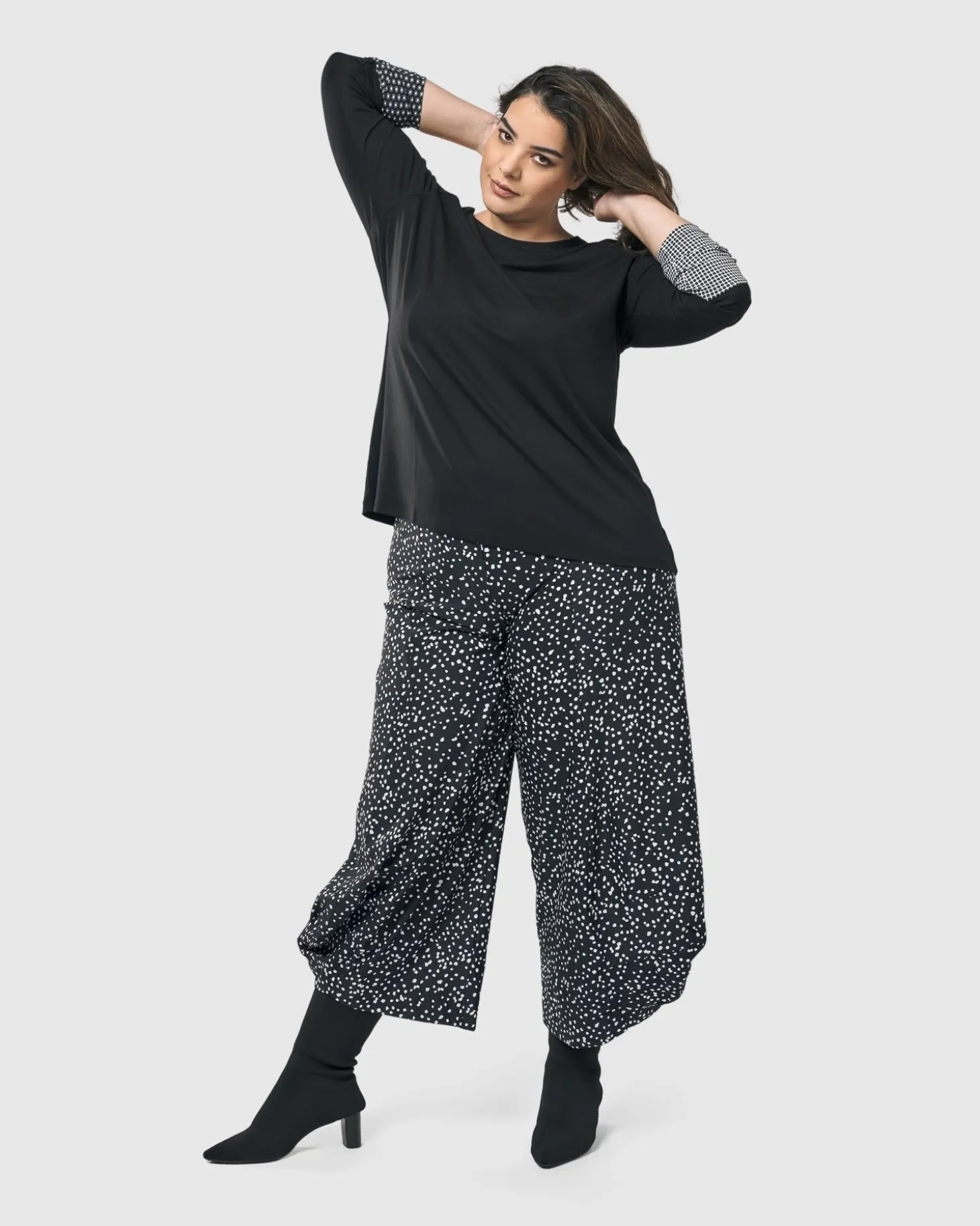 Women Alembika Go-To Long Sleeve Top, Mono