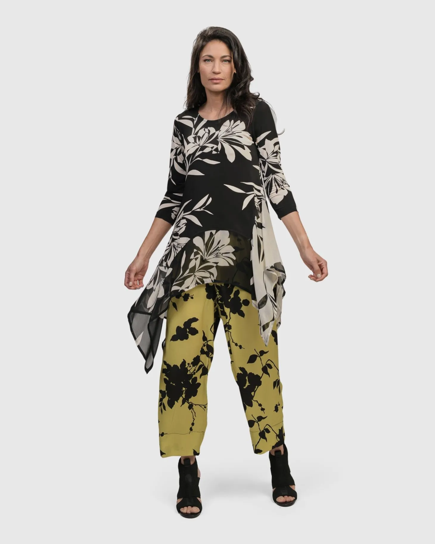 Women Alembika Happy Hour Tunic Top, Floral
