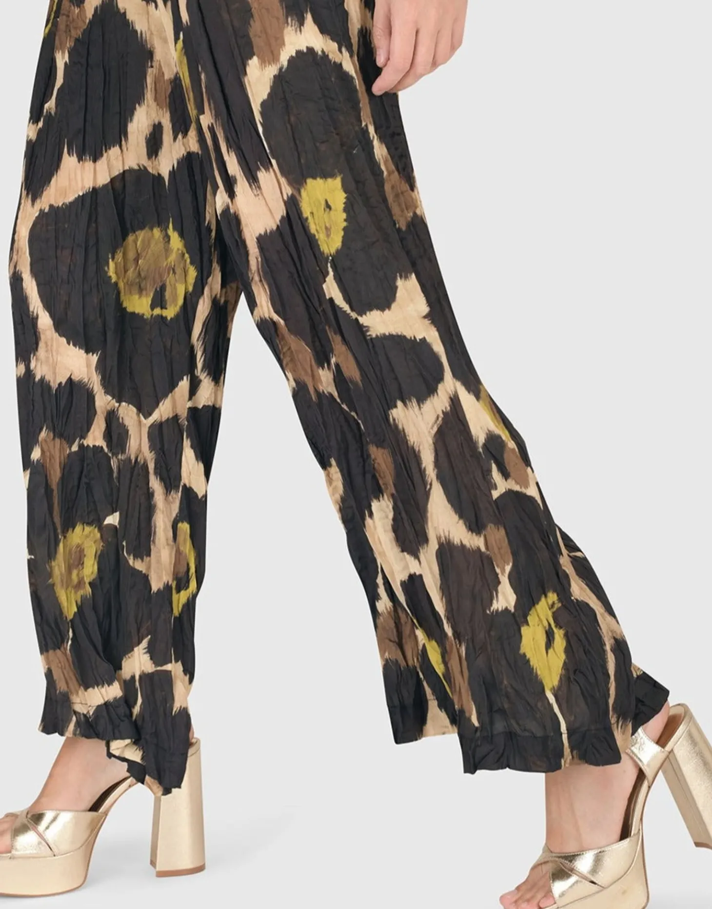 Women Alembika Hazel Crinkle Palazzo Pants, Multi