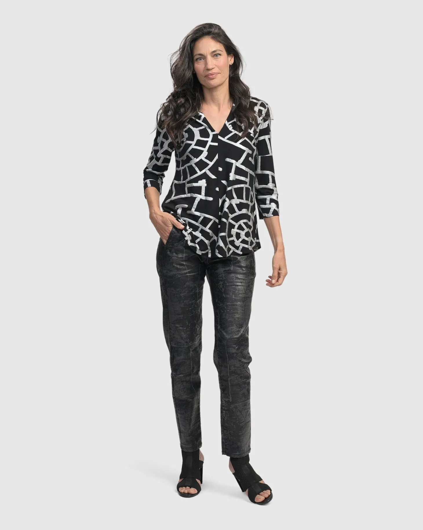 Women Alembika Hypnotic Signature V Neck Top, Silver