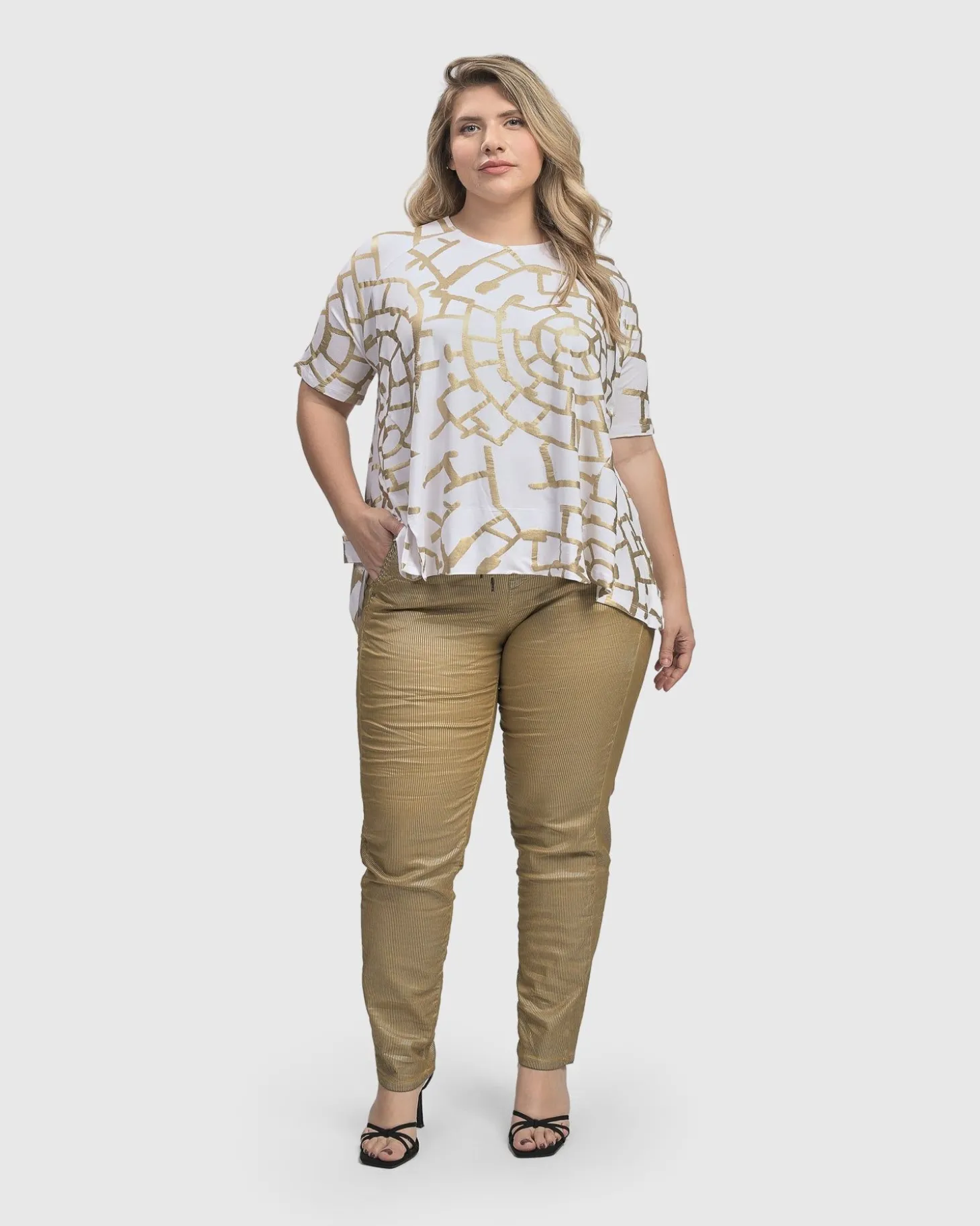 Women Alembika Hypnotic Swing Tunic Top, Gold