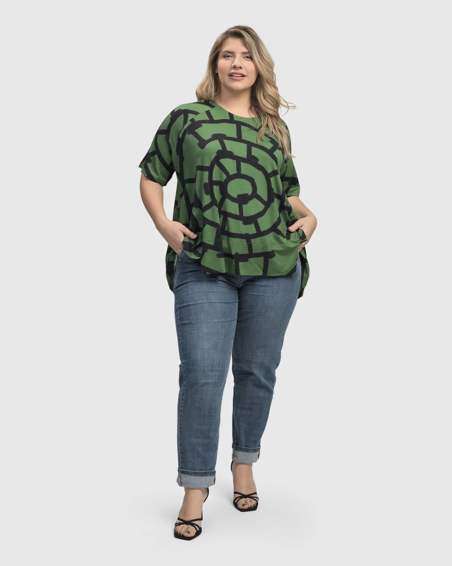 Women Alembika Hypnotic Swing Tunic Top, Clover