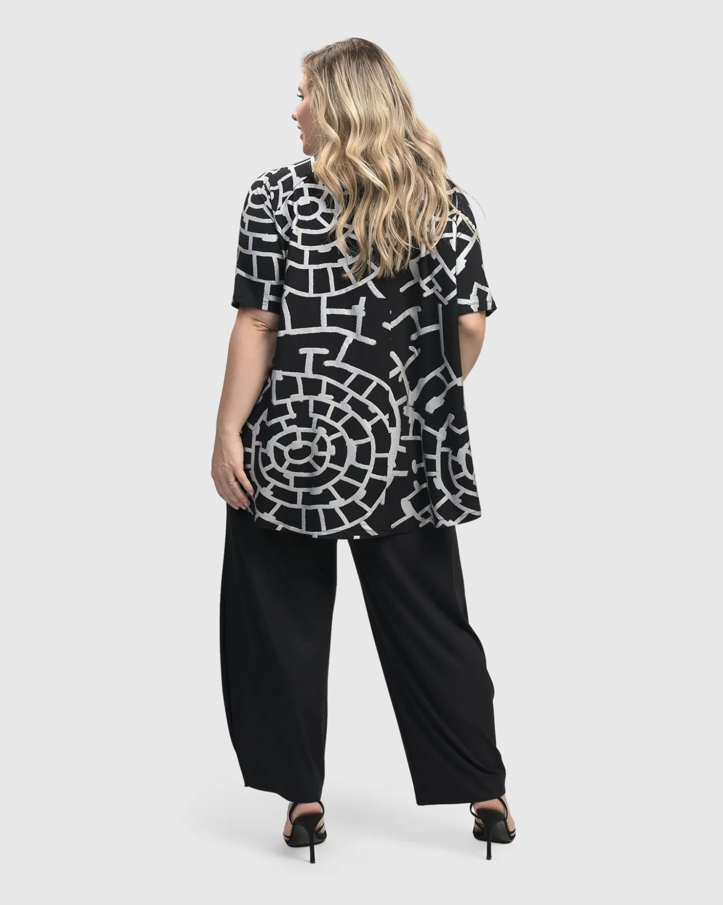 Women Alembika Hypnotic Swing Tunic Top, Silver