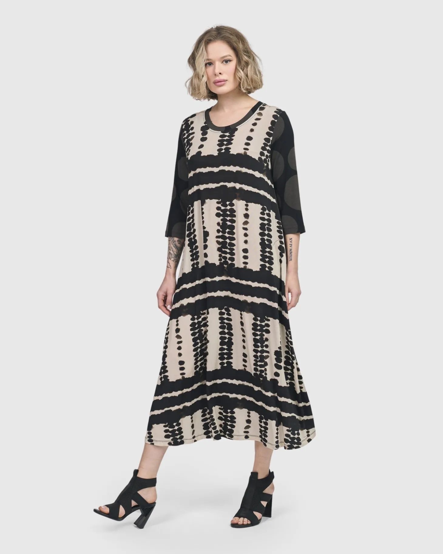 Women Alembika Incan Trail T-Shirt Dress, Savanna