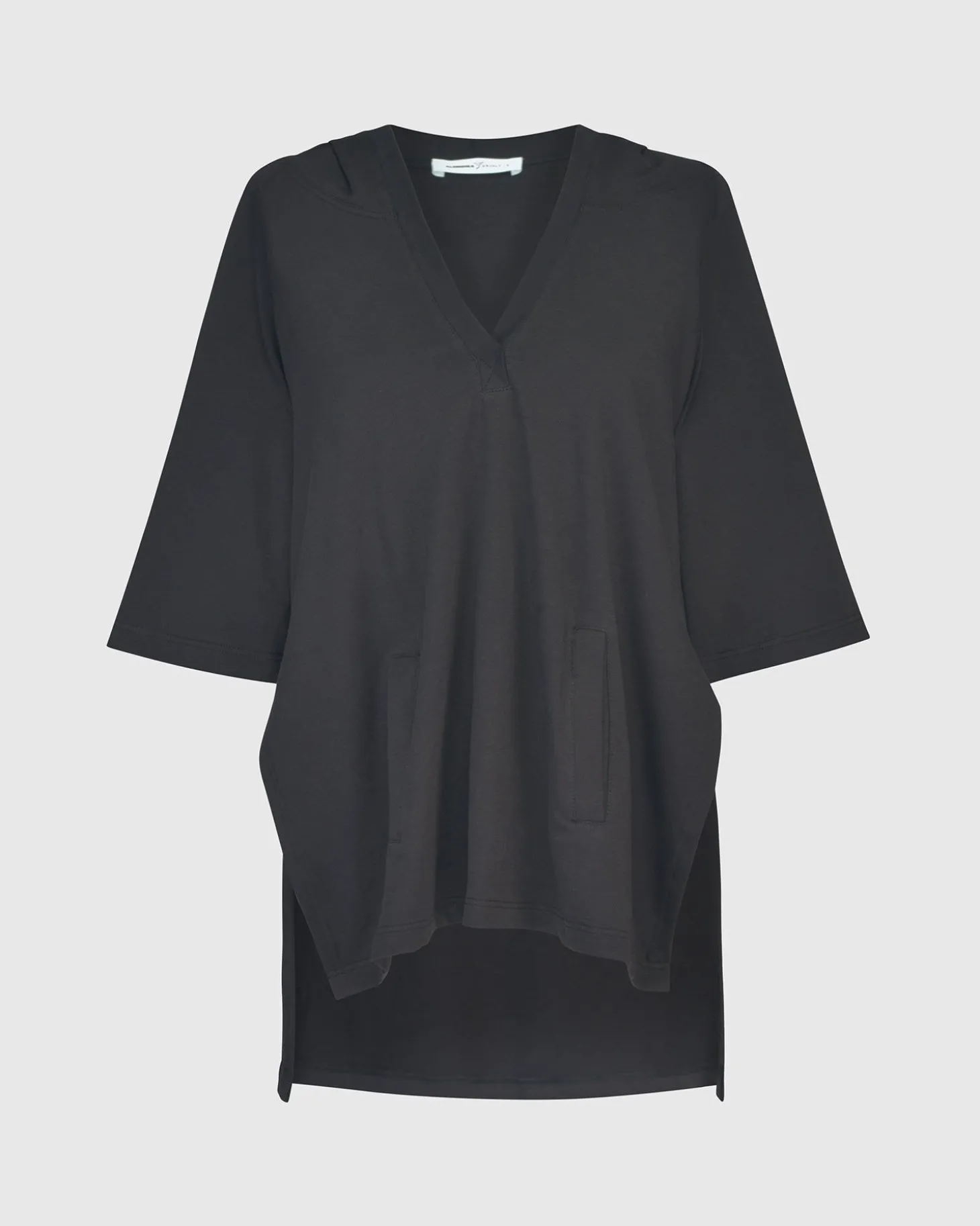 Women Alembika Inhale Hooded Hi-Lo Top, Solid Black