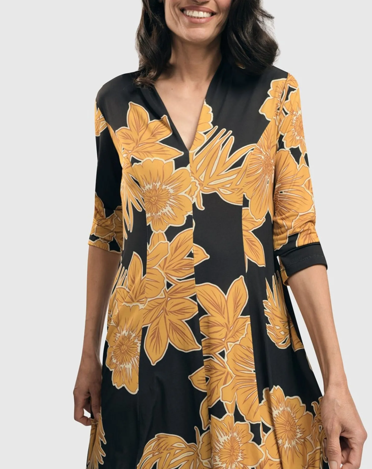 Women Alembika Island Cocoon Dress, Gold