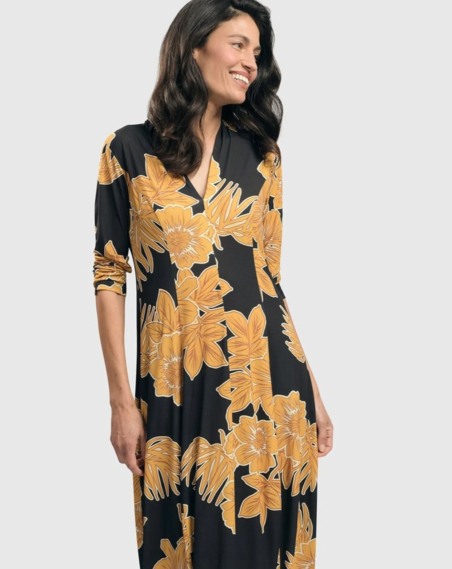 Women Alembika Island Cocoon Dress, Gold