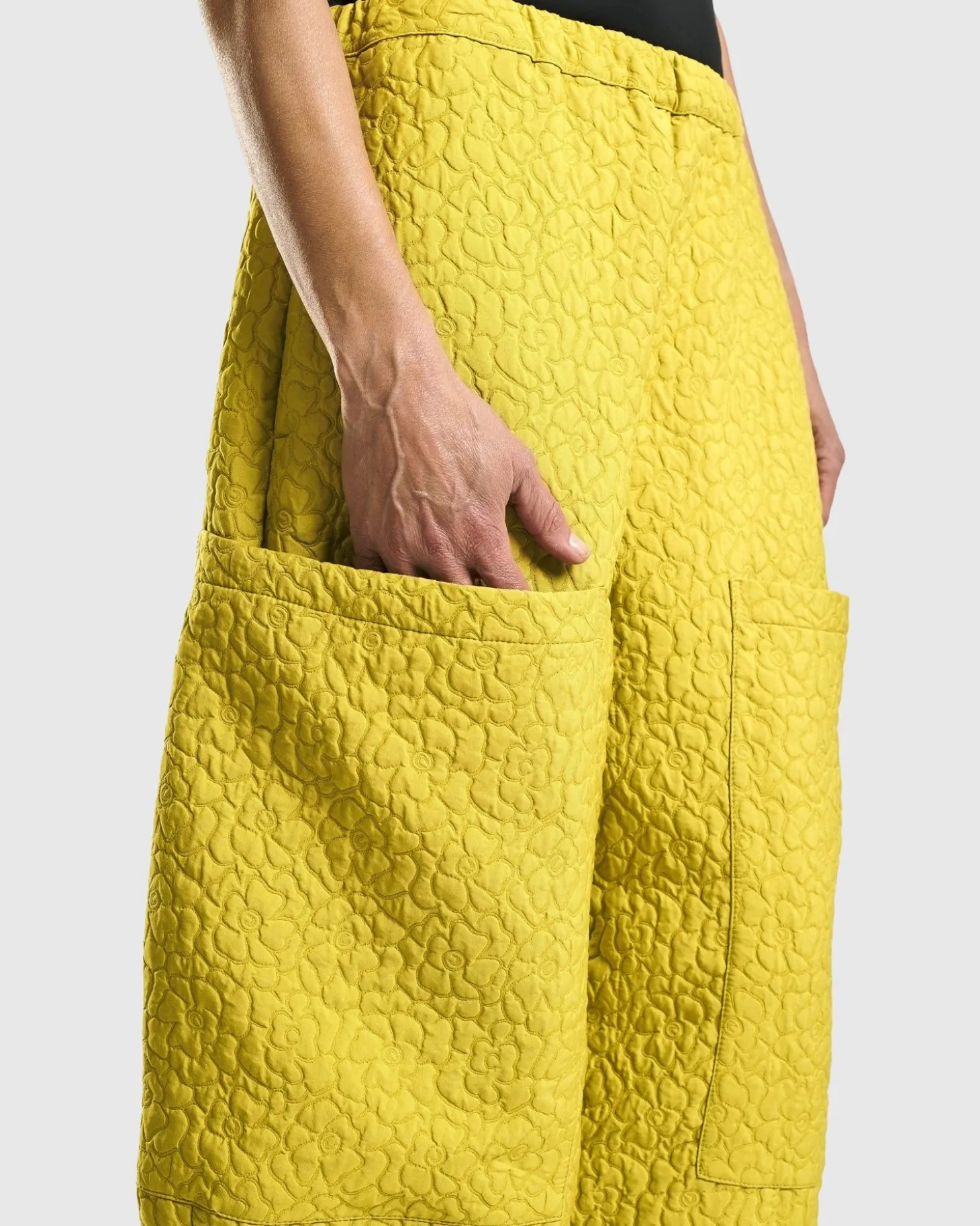 Women Alembika Jacquard Tapestry Pants, Yellow