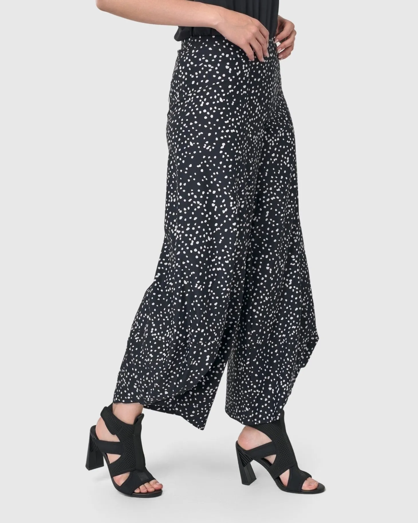 Women Alembika Julee Punto Pants, Dots