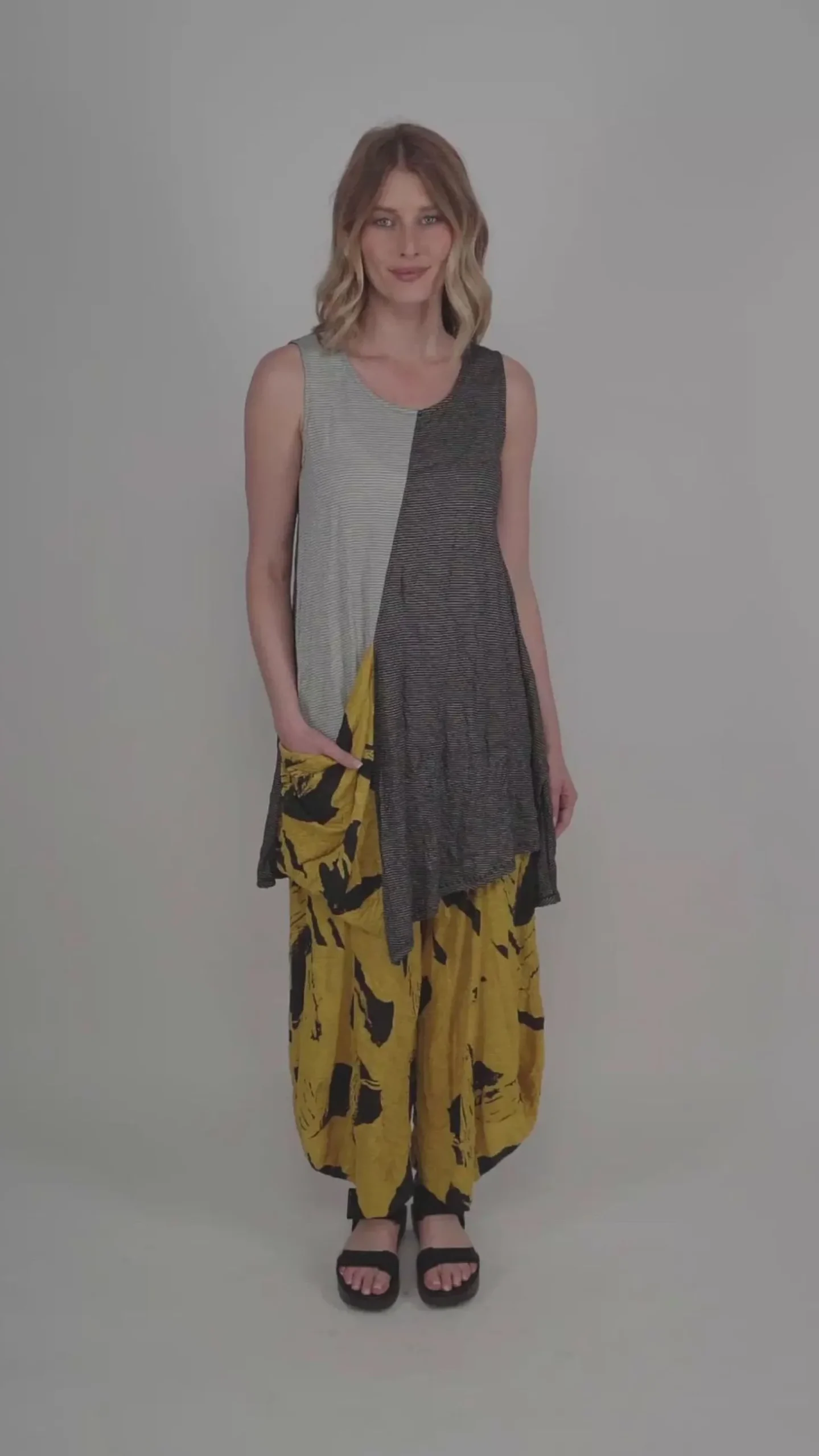 Women Alembika Kia Crinkle Tunic Top, Yellow