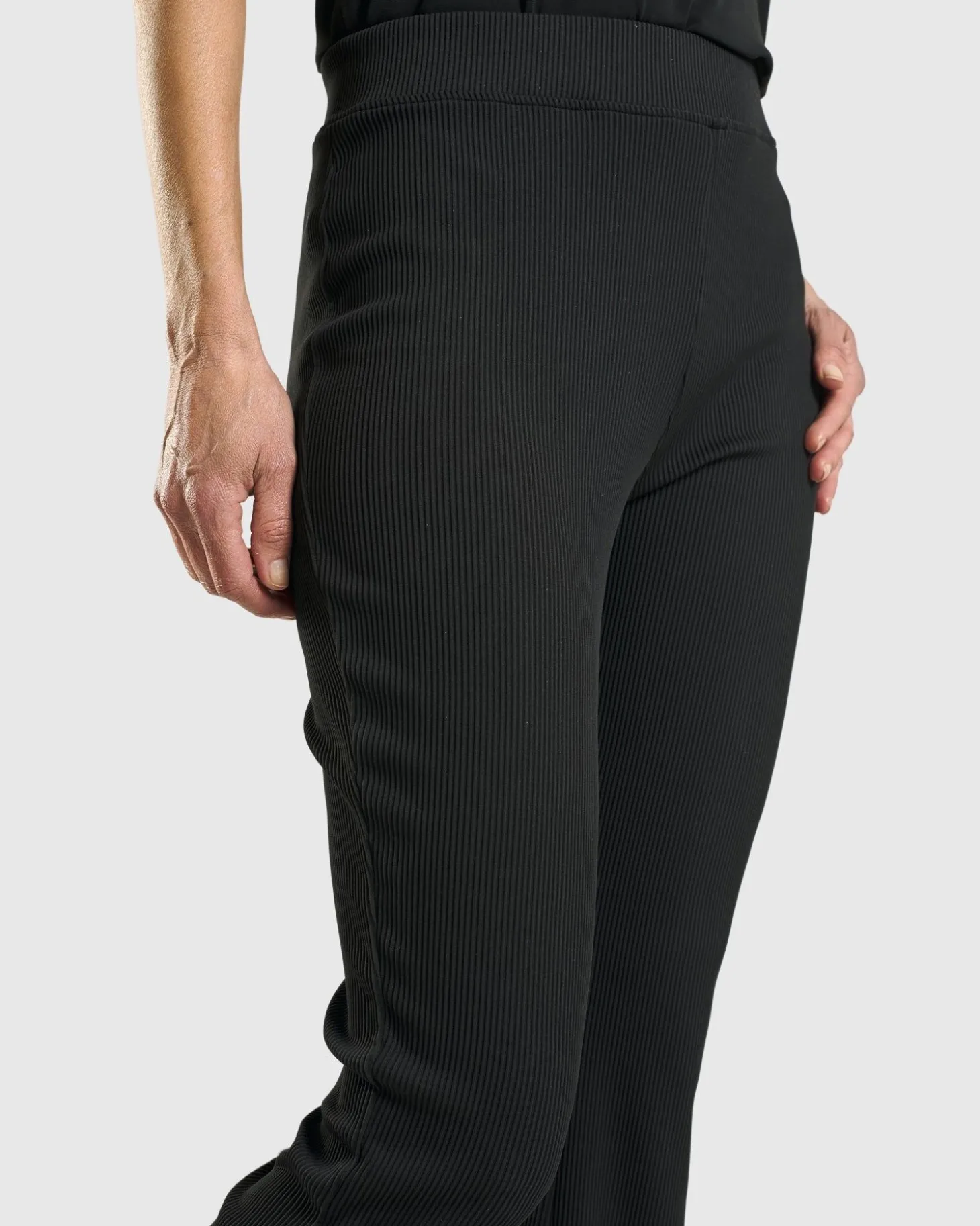 Women Alembika Kick Flare Curator Pants, Black