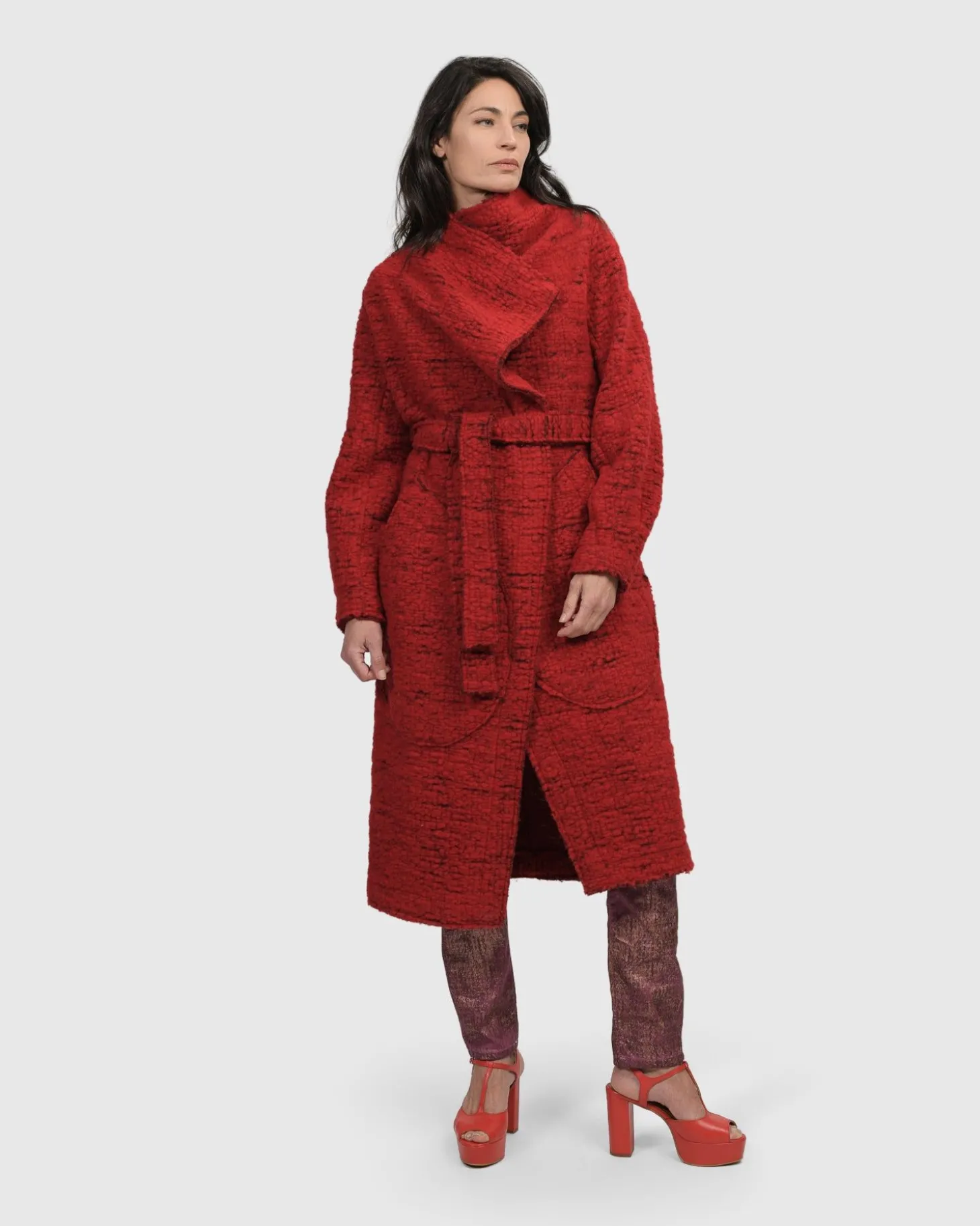 Women Alembika Leading Lady Coat, Scarlet
