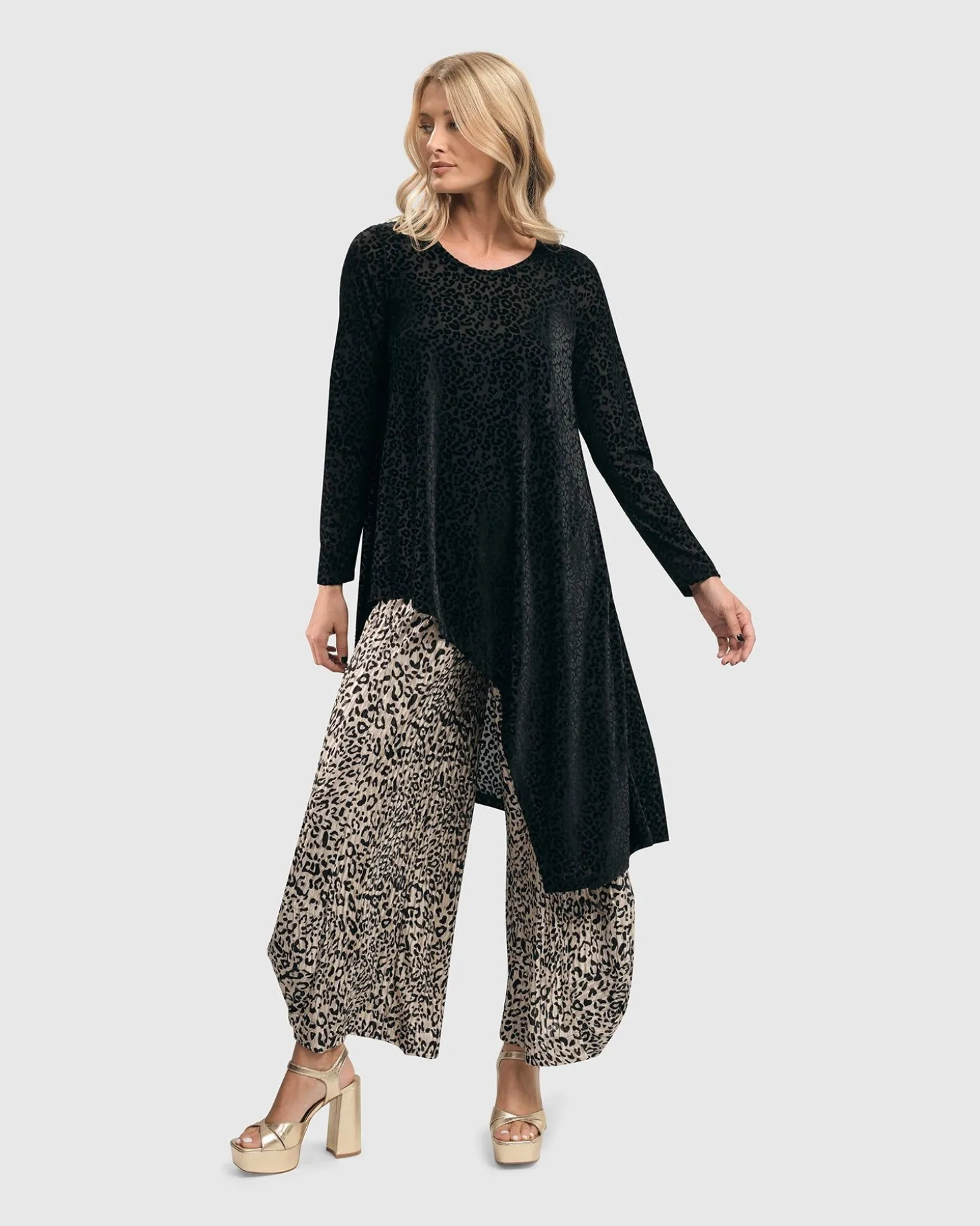 Women Alembika Leo Flocked Velvet Hi-Lo Tunic Top, Black