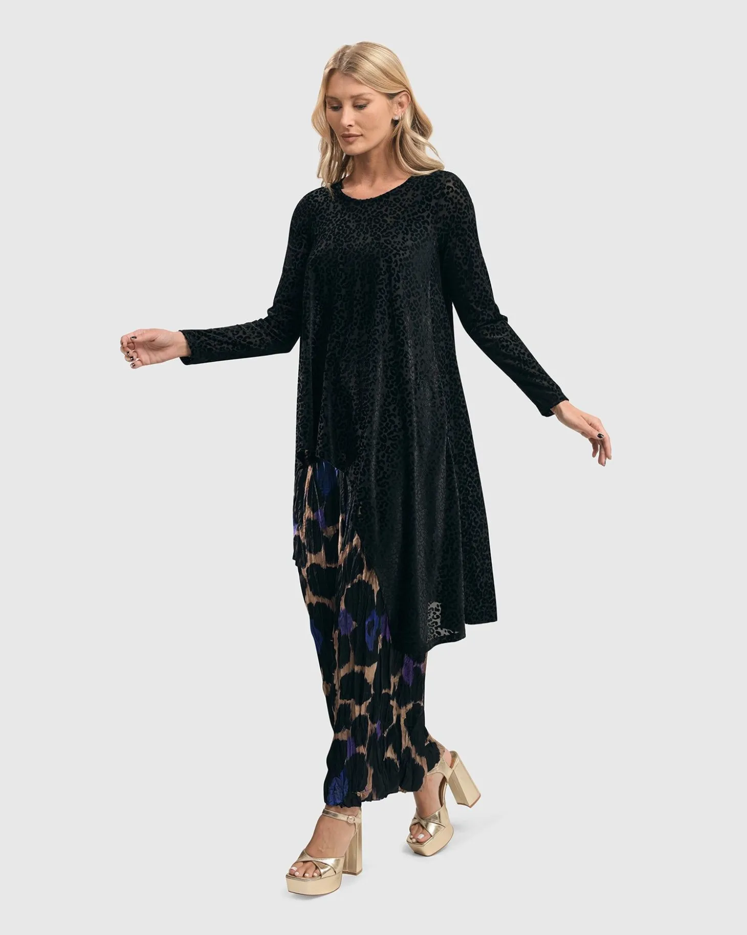 Women Alembika Leo Flocked Velvet Hi-Lo Tunic Top, Black