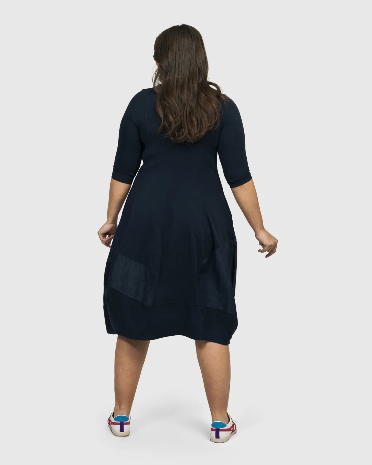 Women Alembika Lexington Crew Cocoon Dress, Navy