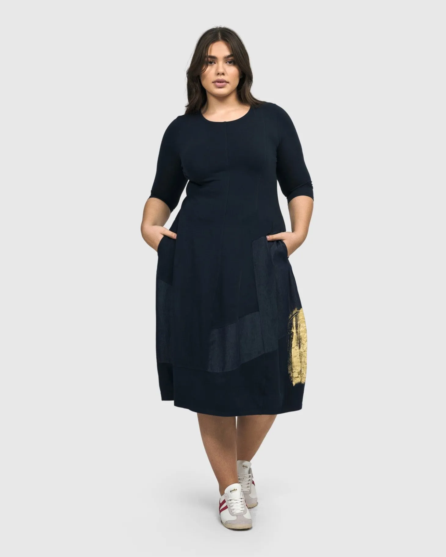 Women Alembika Lexington Crew Cocoon Dress, Navy