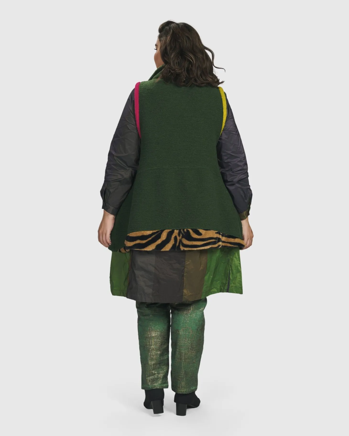 Women Alembika Life's A Thrill Vest, Hunter