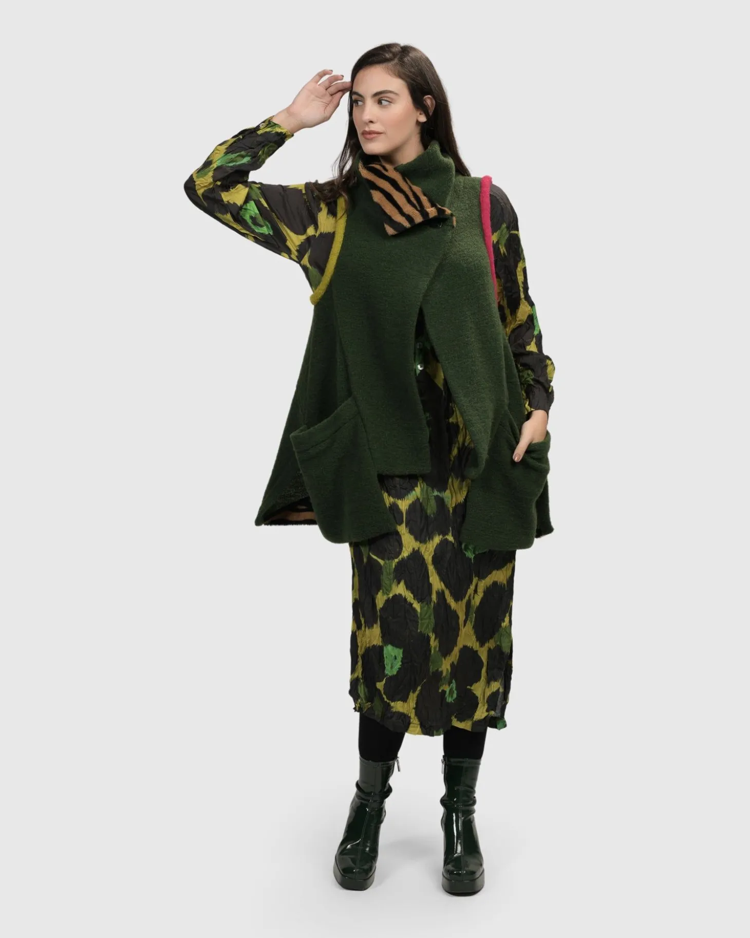 Women Alembika Life's A Thrill Vest, Hunter