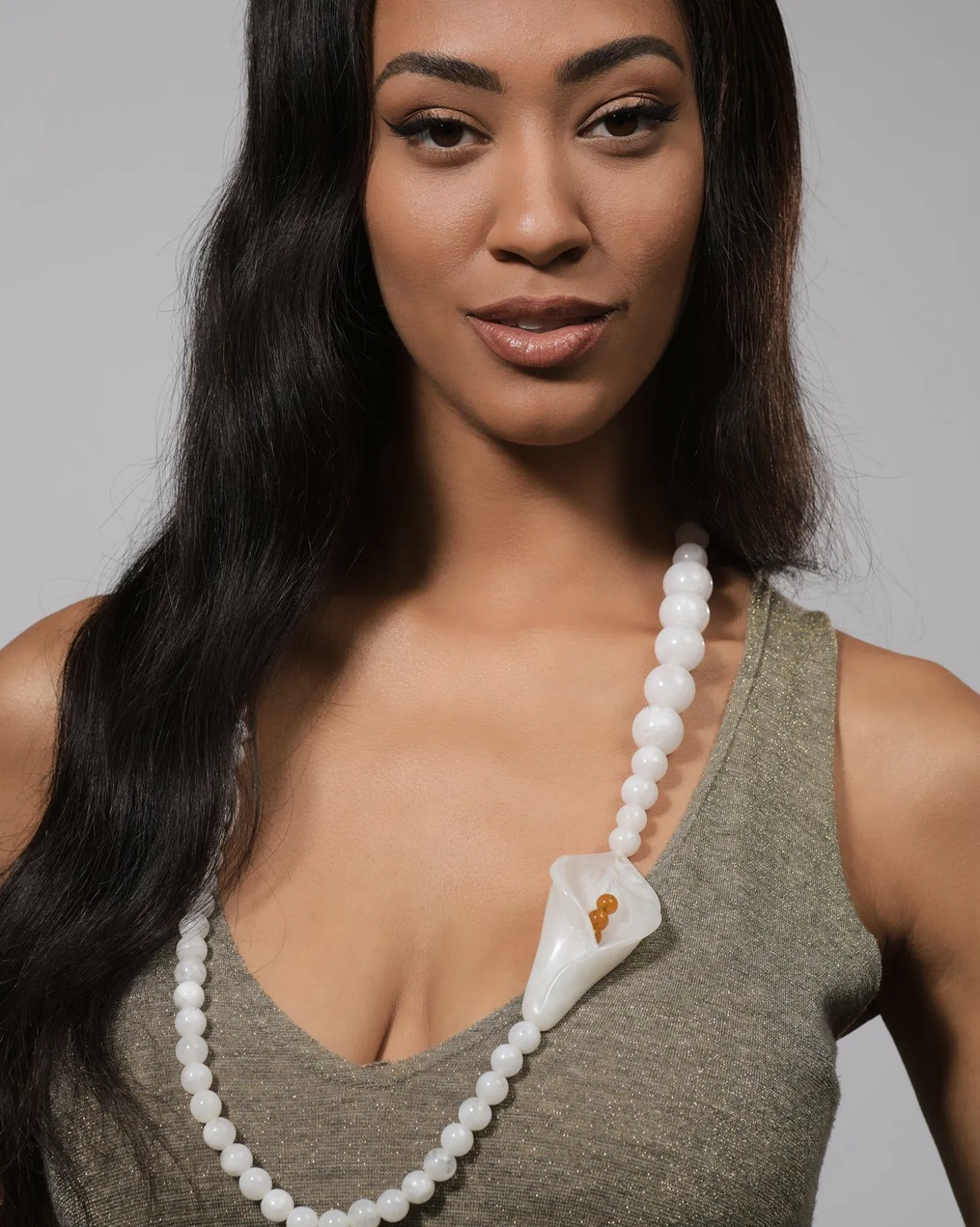 Women Alembika Lily Bead Necklace, White