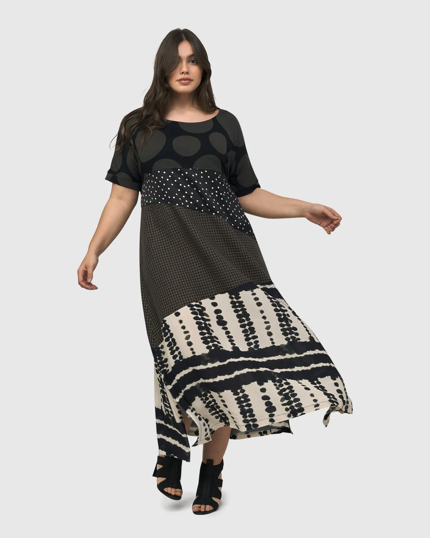 Women Alembika Lost City T-Shirt Dress, Savanna