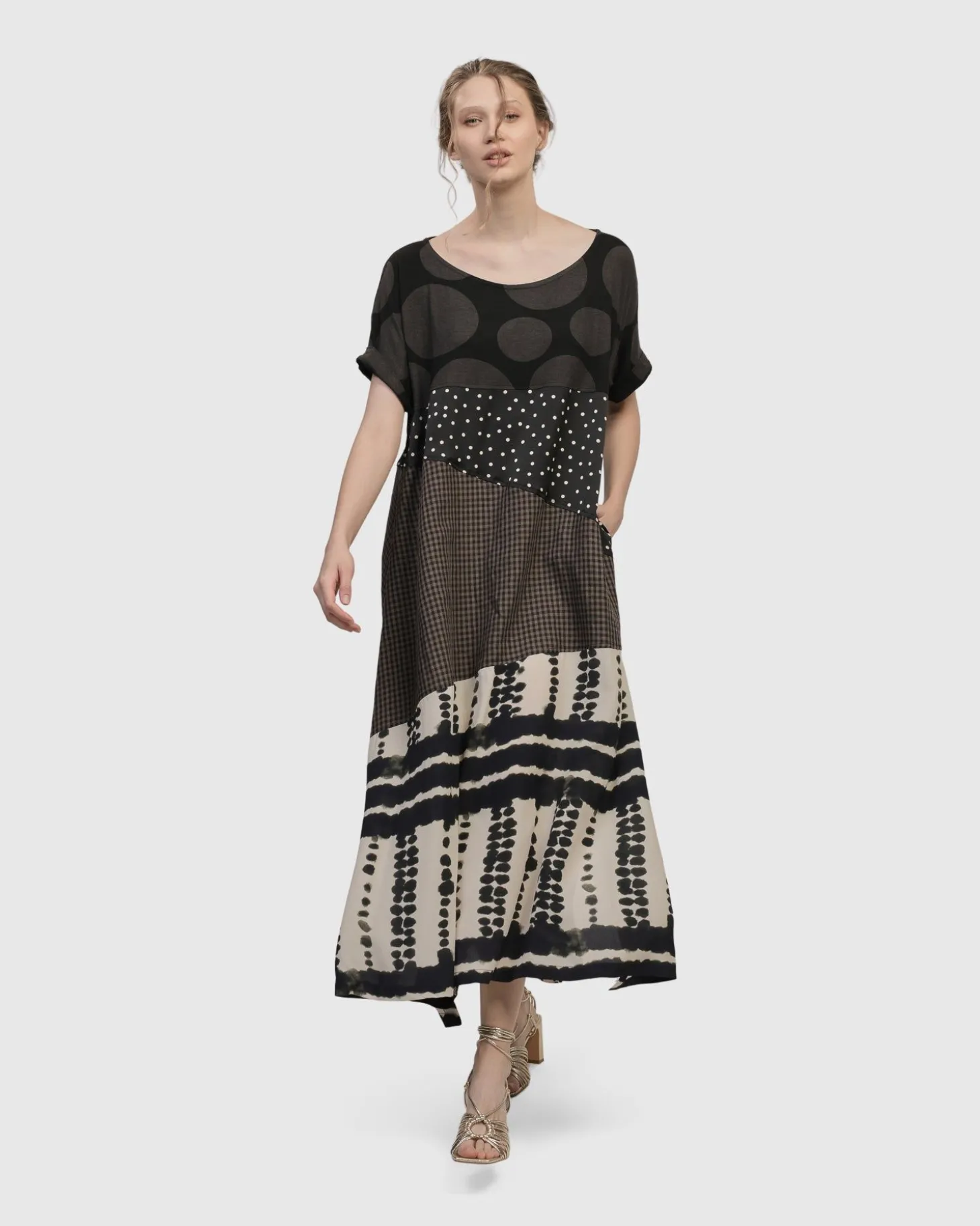 Women Alembika Lost City T-Shirt Dress, Savanna