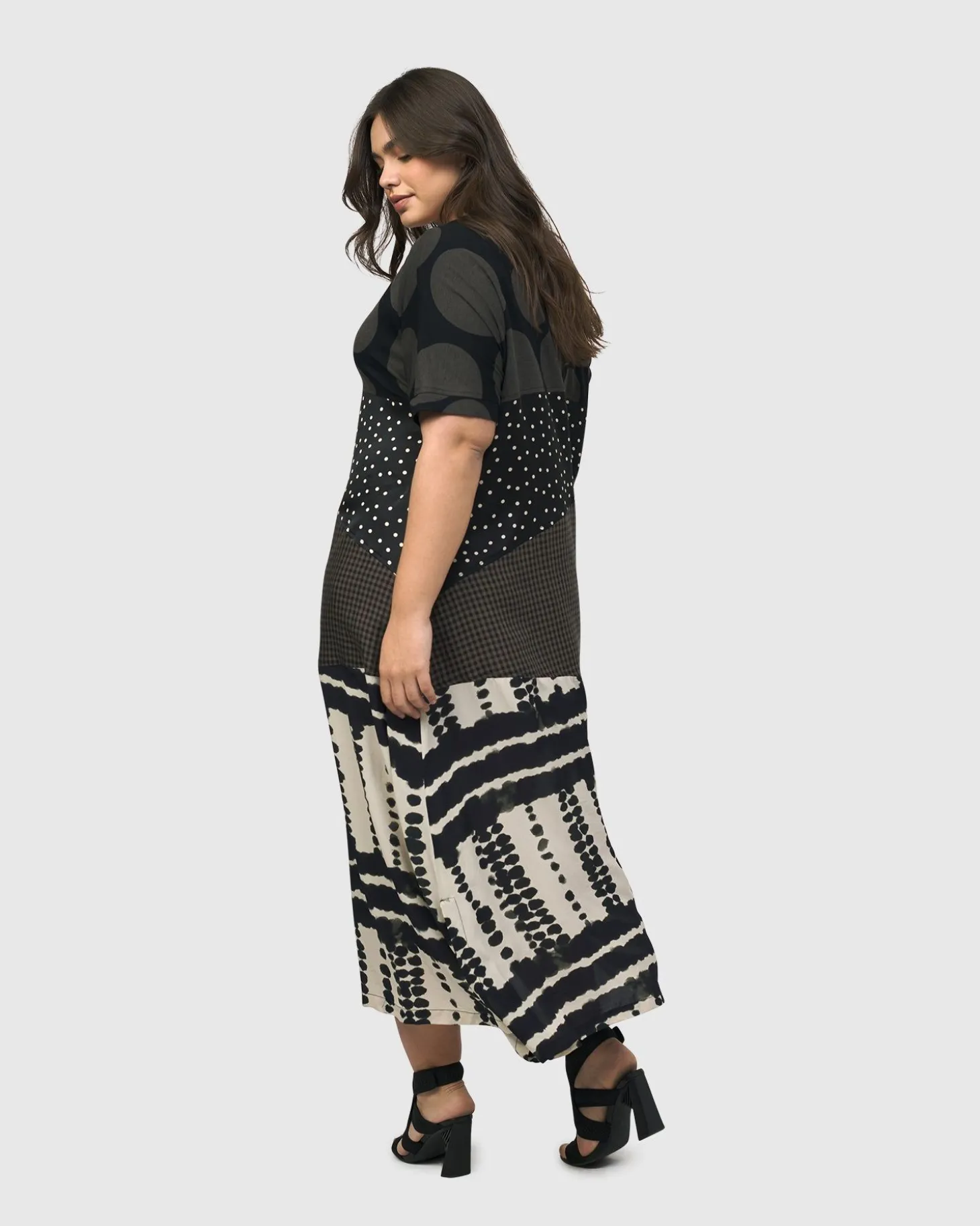 Women Alembika Lost City T-Shirt Dress, Savanna