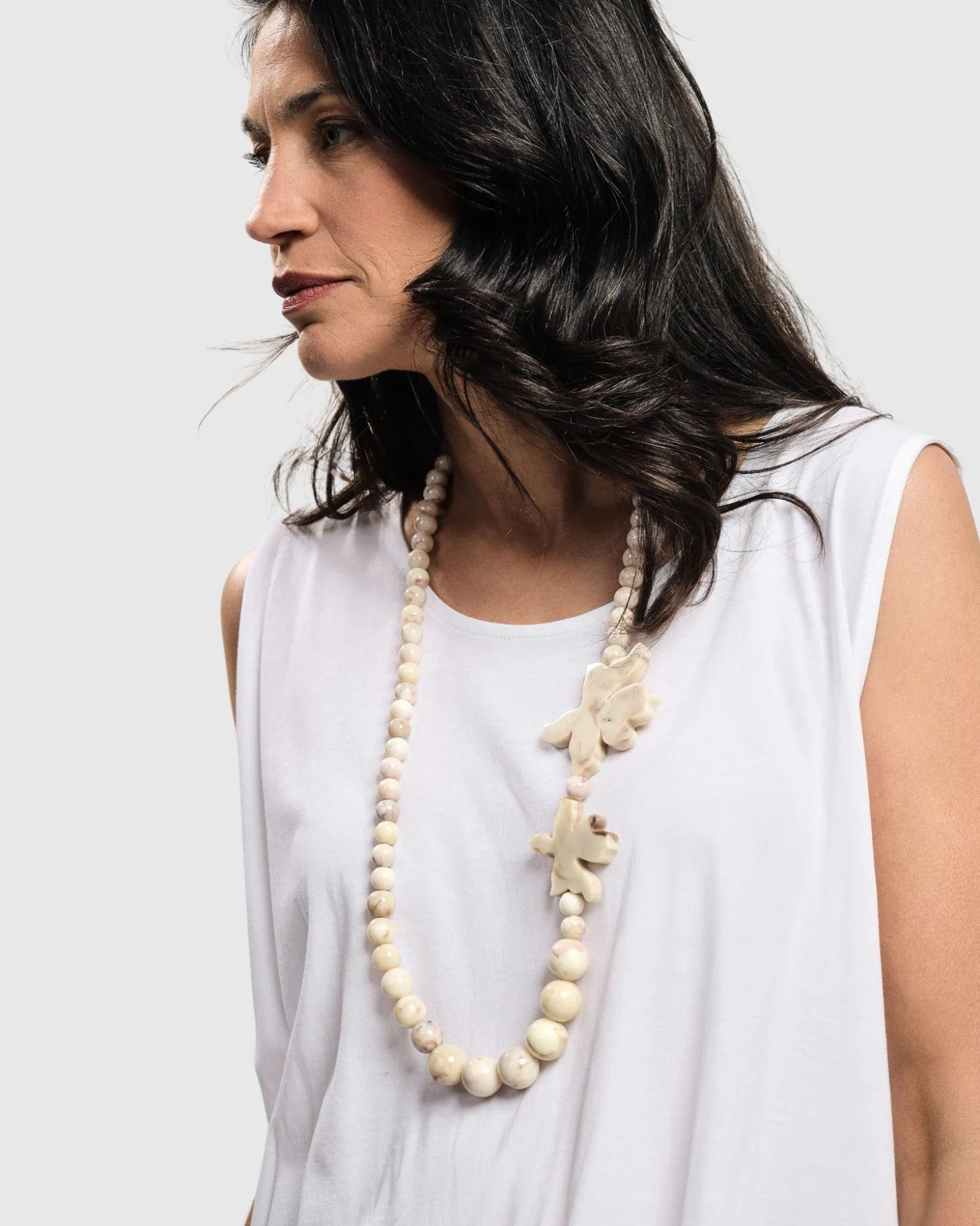 Women Alembika Lotus Bead Necklace, Oat