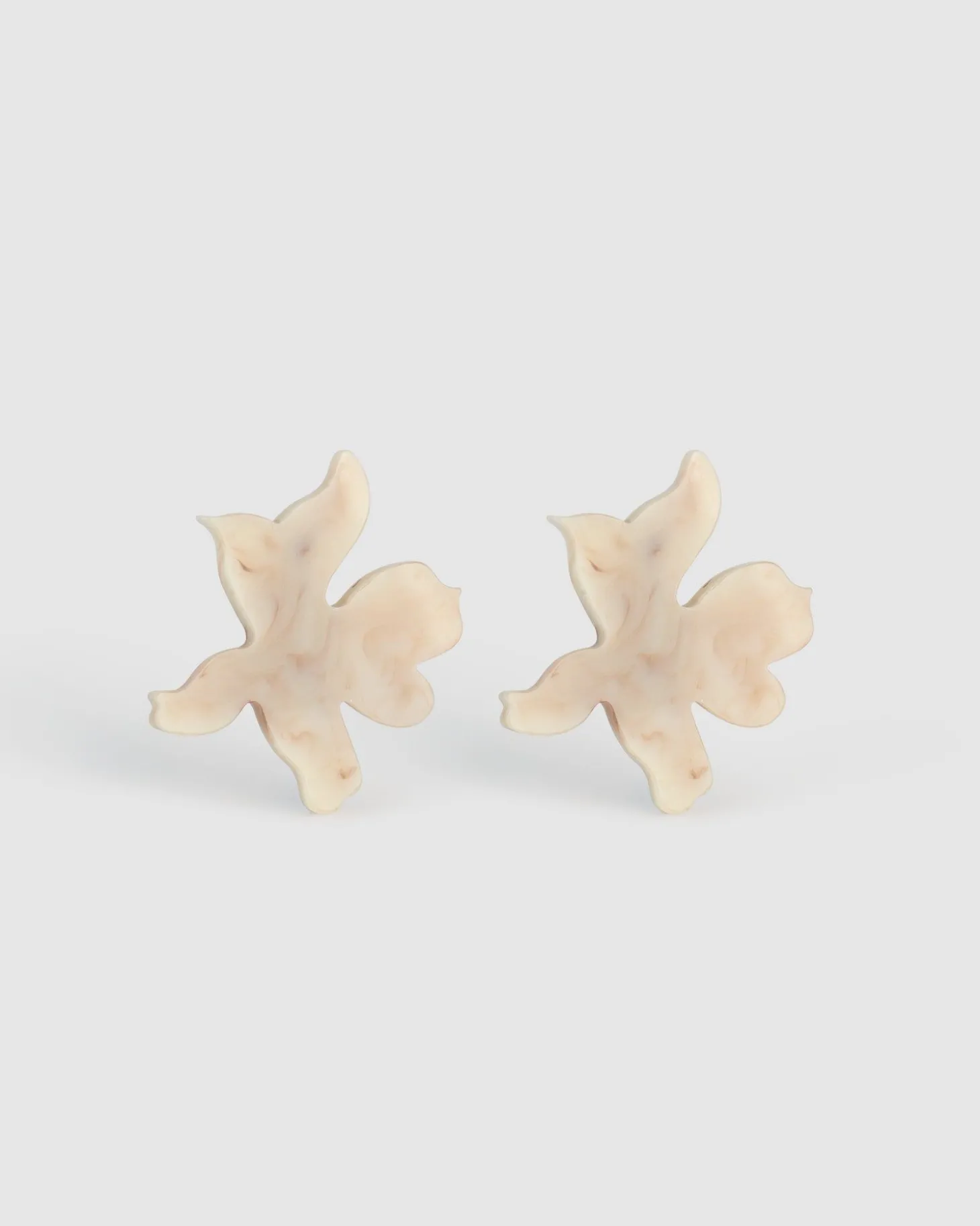Women Alembika Lotus Clip Earrings, Oat