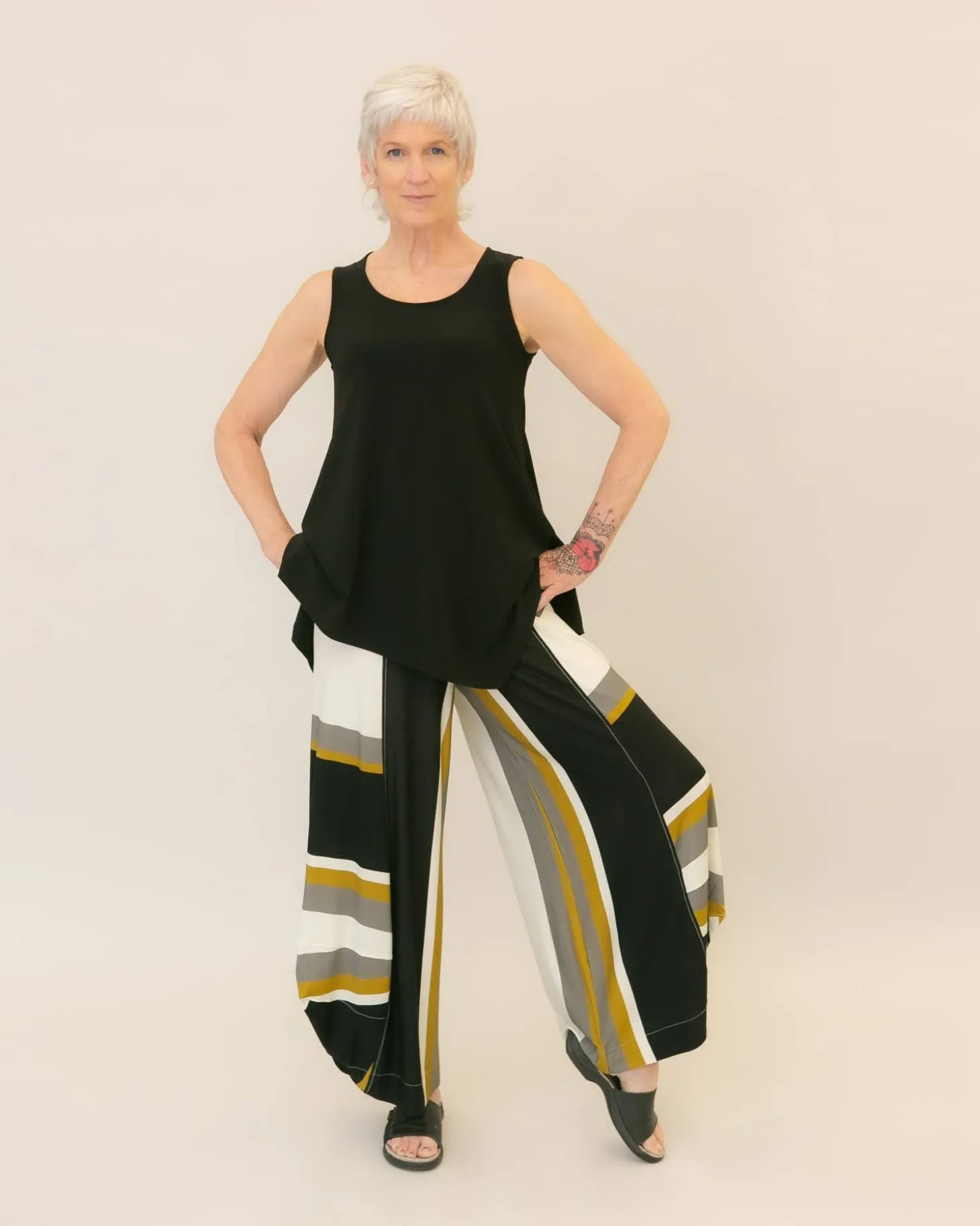 Women Alembika Marla Punto Pants, Stripes