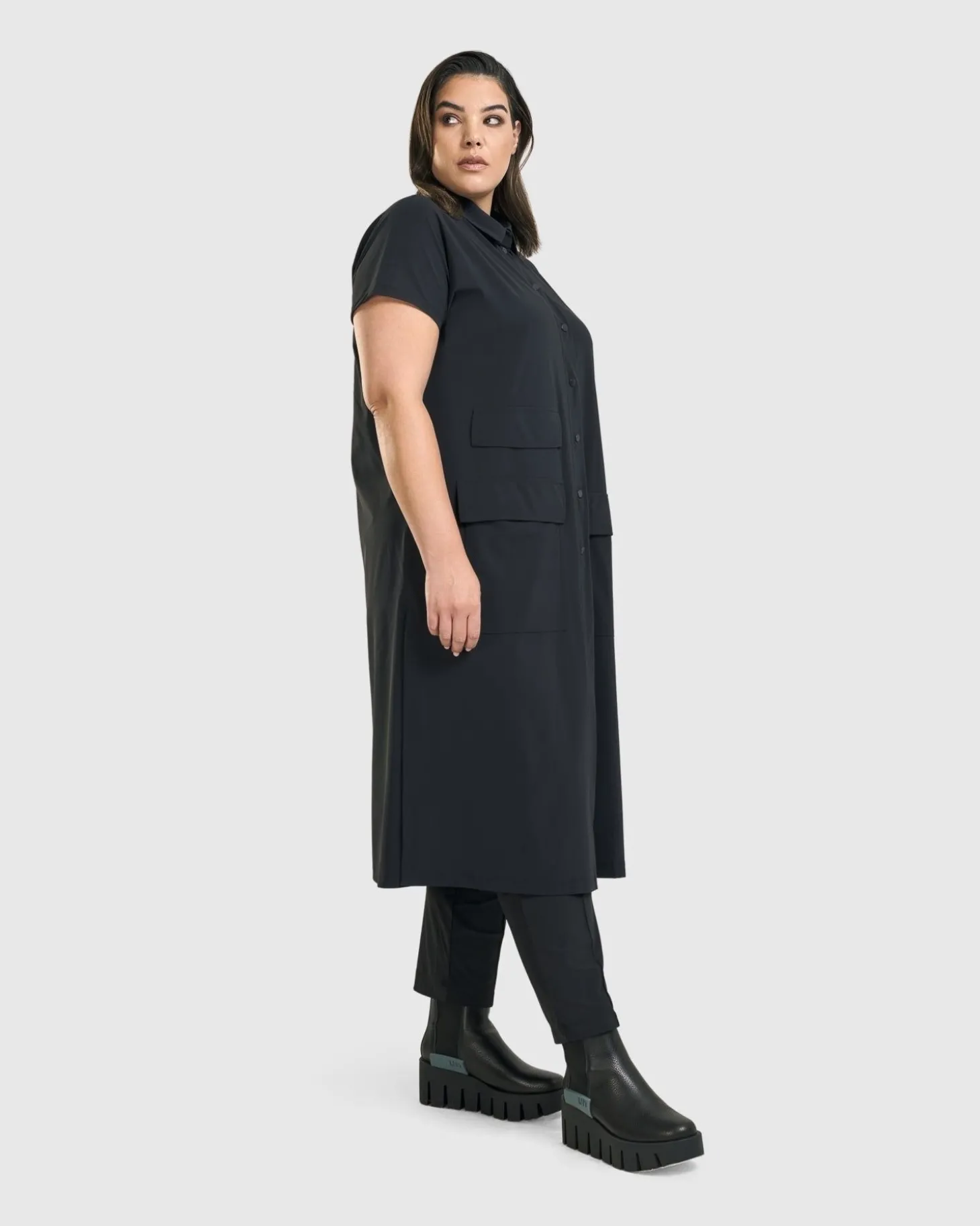 Women Alembika Matrix Short Sleeve Duster, Black